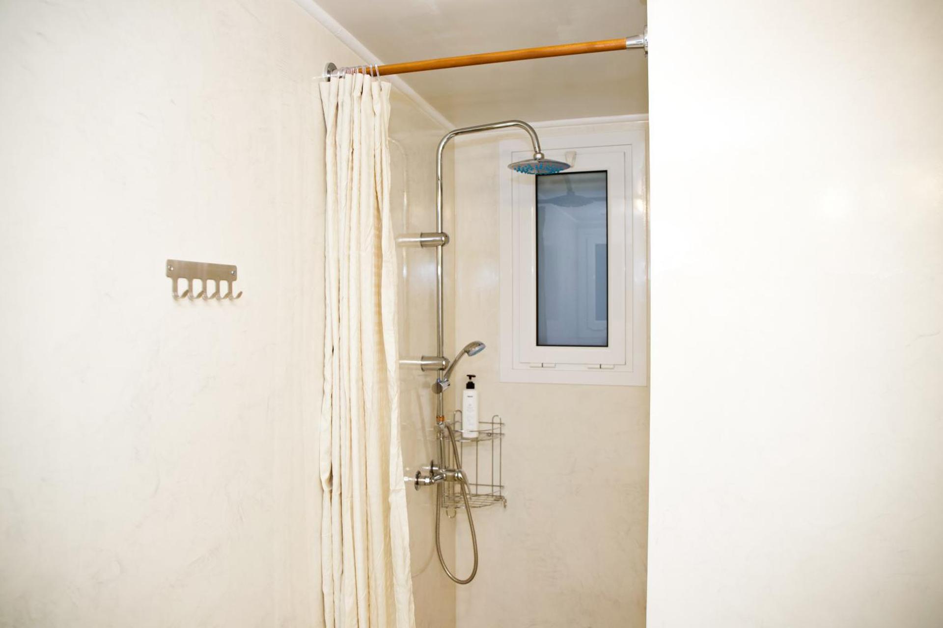 Praxitelis Luxury Apartments - Photo 24