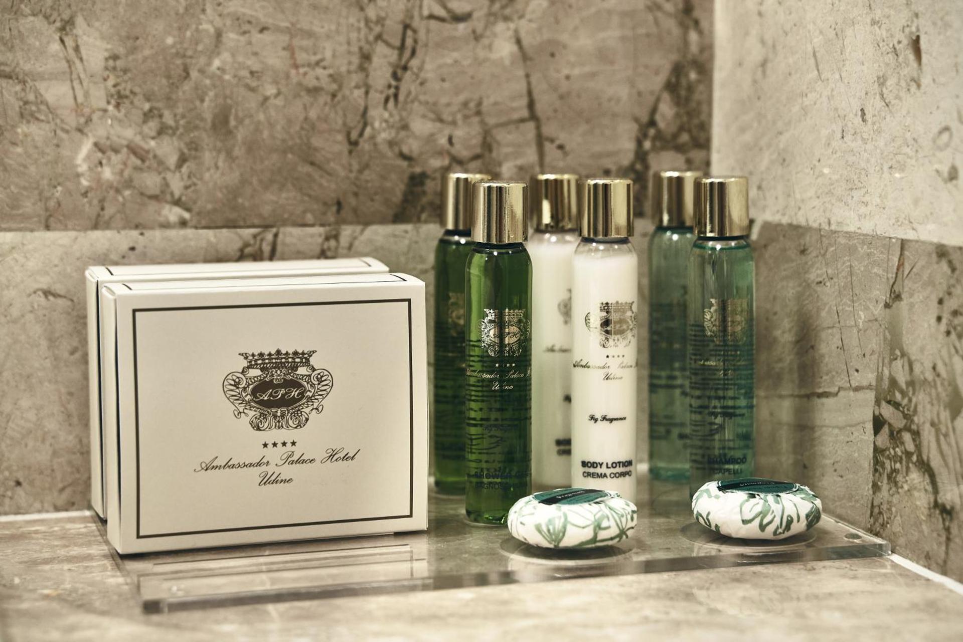 Ambassador Palace Hotel - Photo 16