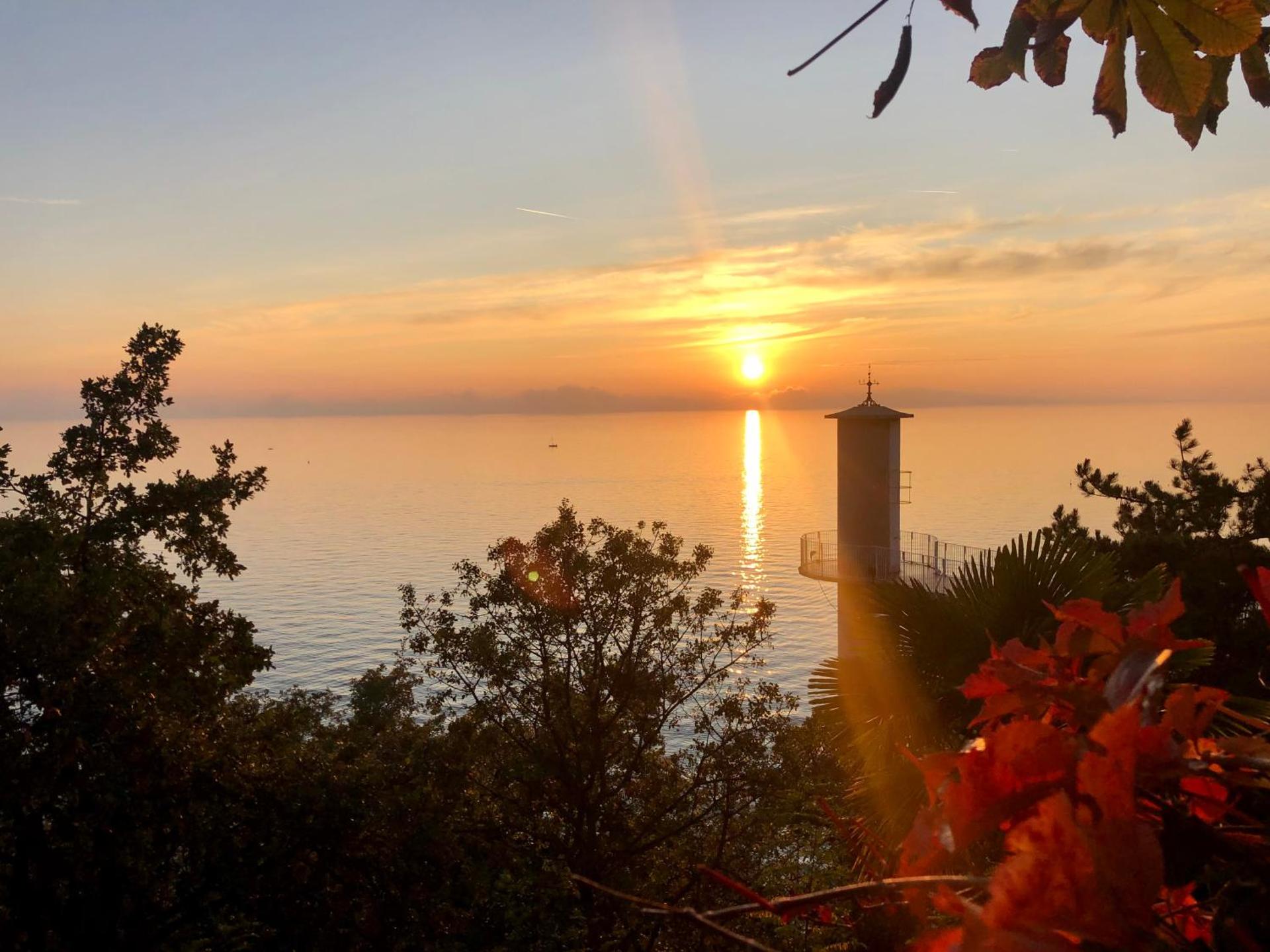 Hotel Riviera & Maximilian's - Photo 96