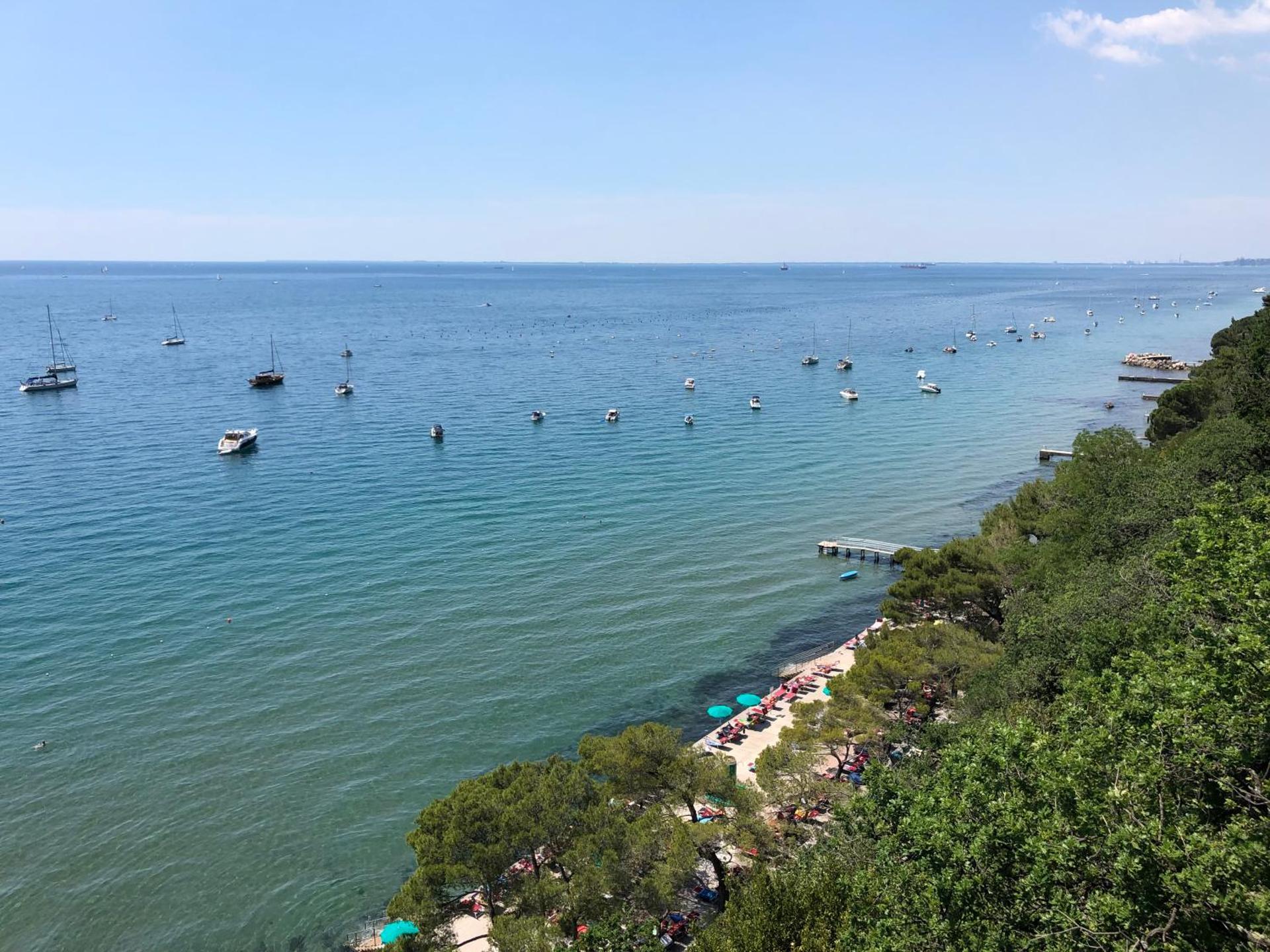 Hotel Riviera & Maximilian's - Photo 103