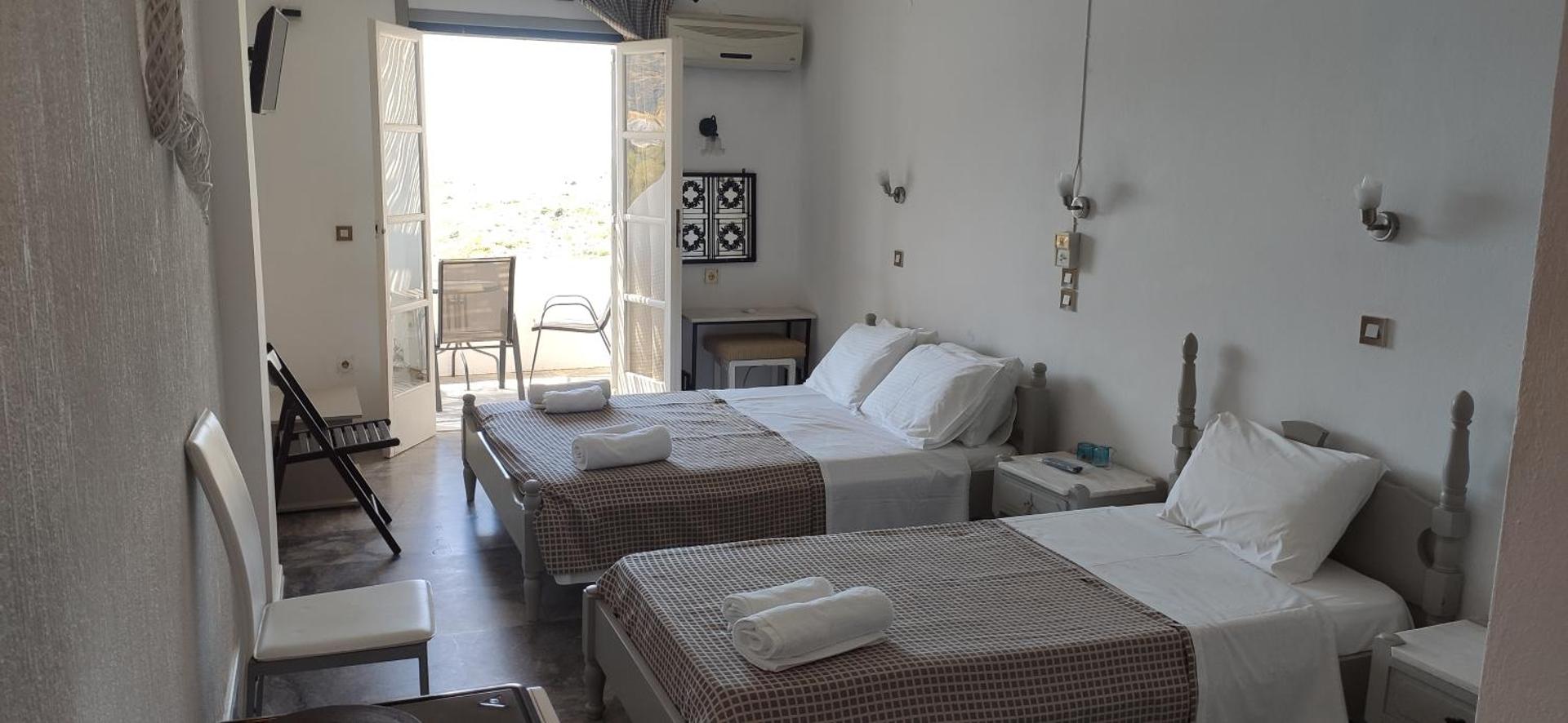 Nora Norita - Photo 44