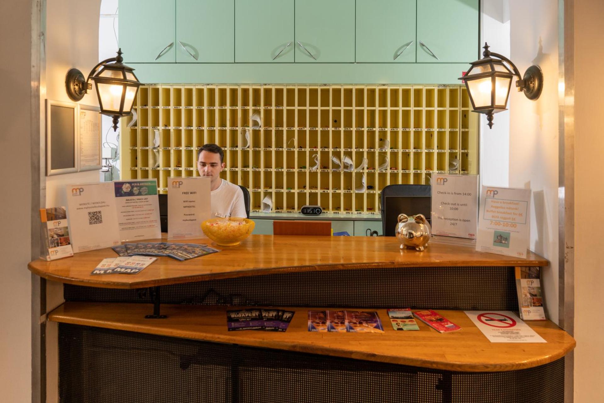 MP Hostel Budapest - Photo 41