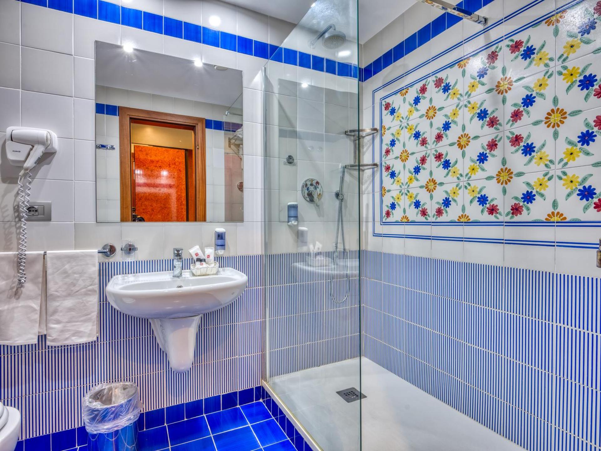 Hotel Caesar Palace - Photo 39