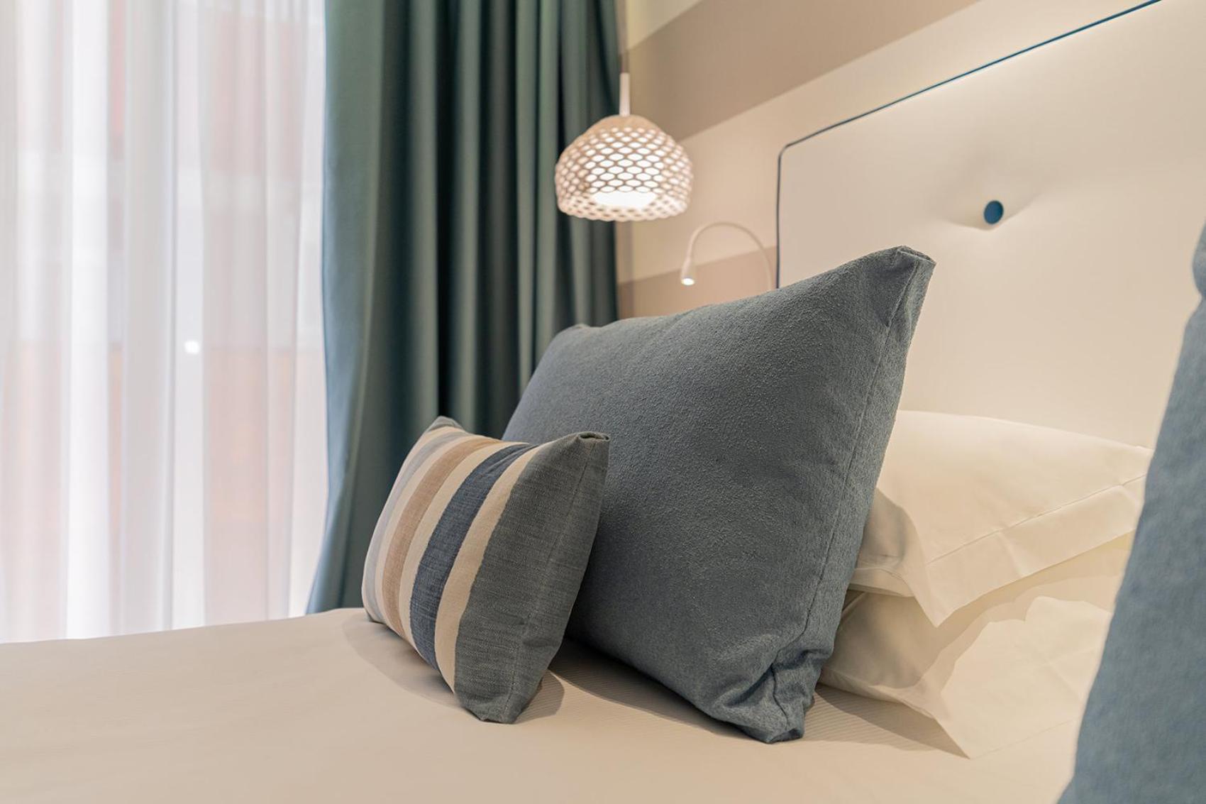 Hotel Orient & Pacific - Photo 72