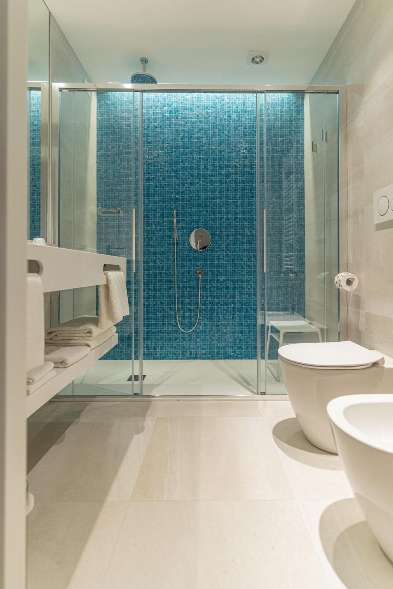 Hotel Orient & Pacific - Photo 61