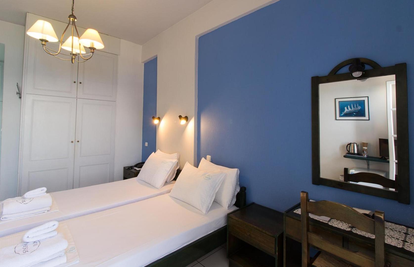 Anesis Hotel - Photo 4
