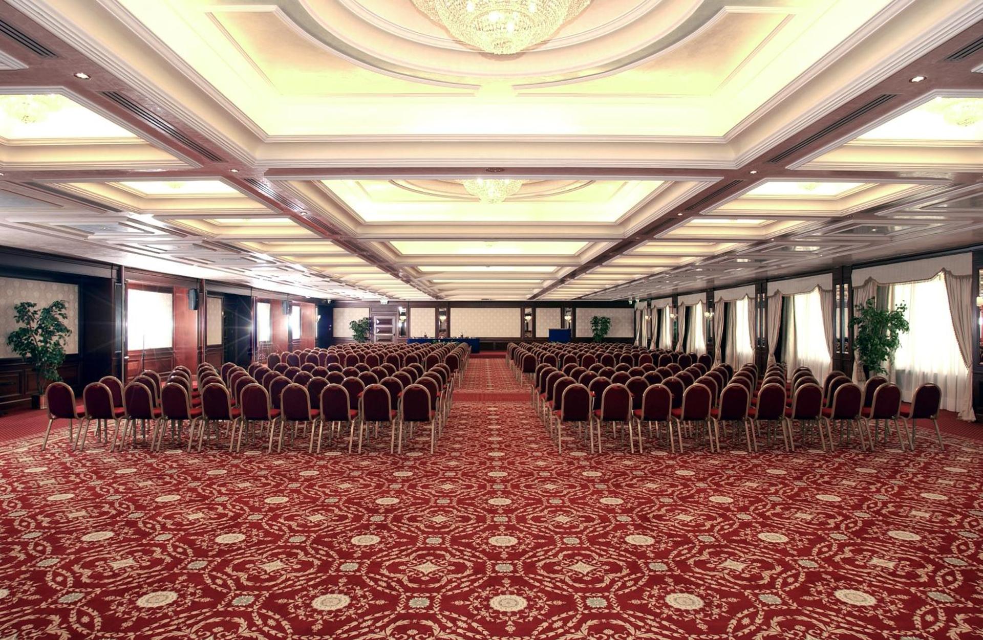 Royal Hotel Carlton - Photo 14