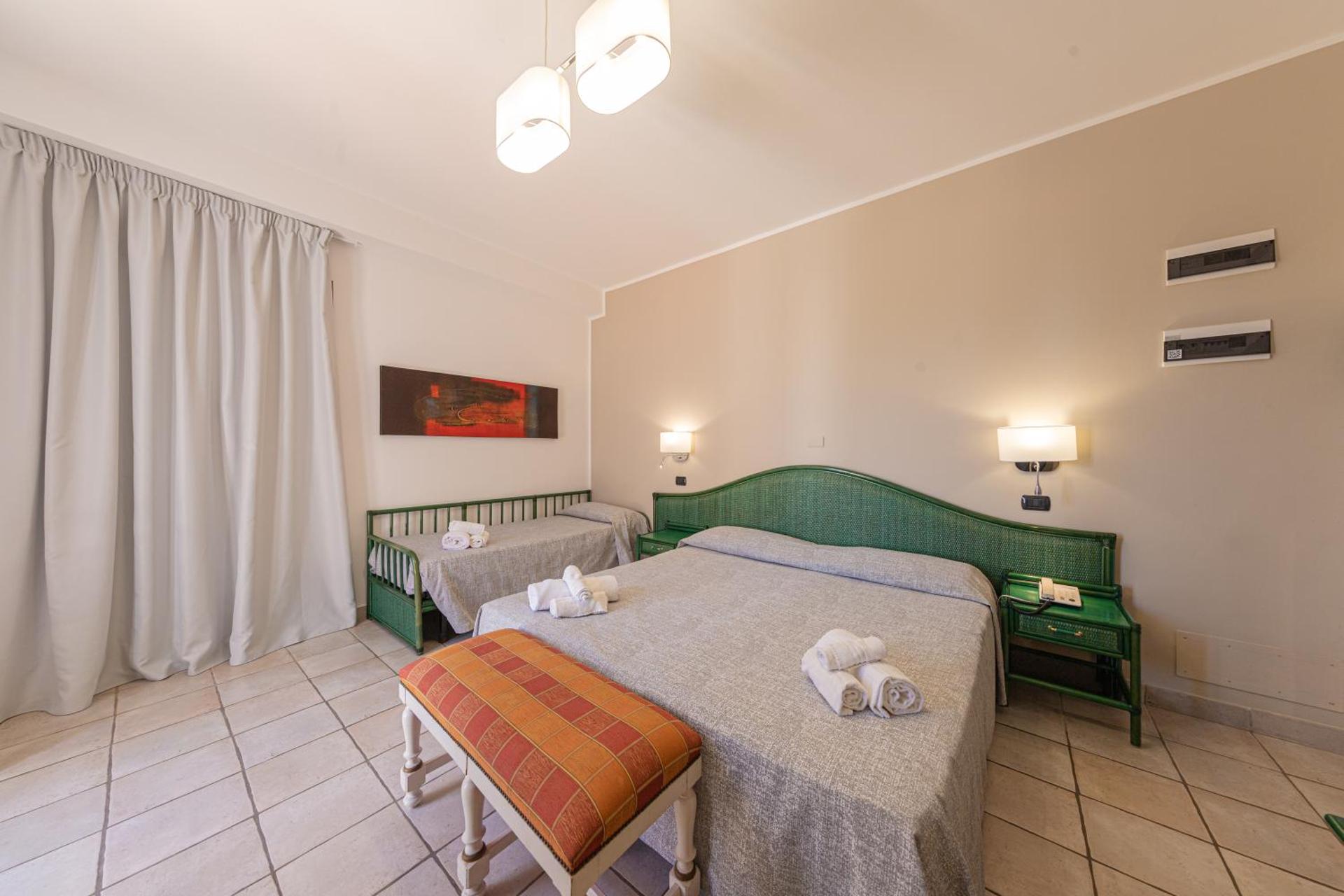 Hotel Baia Del Capitano - Photo 78