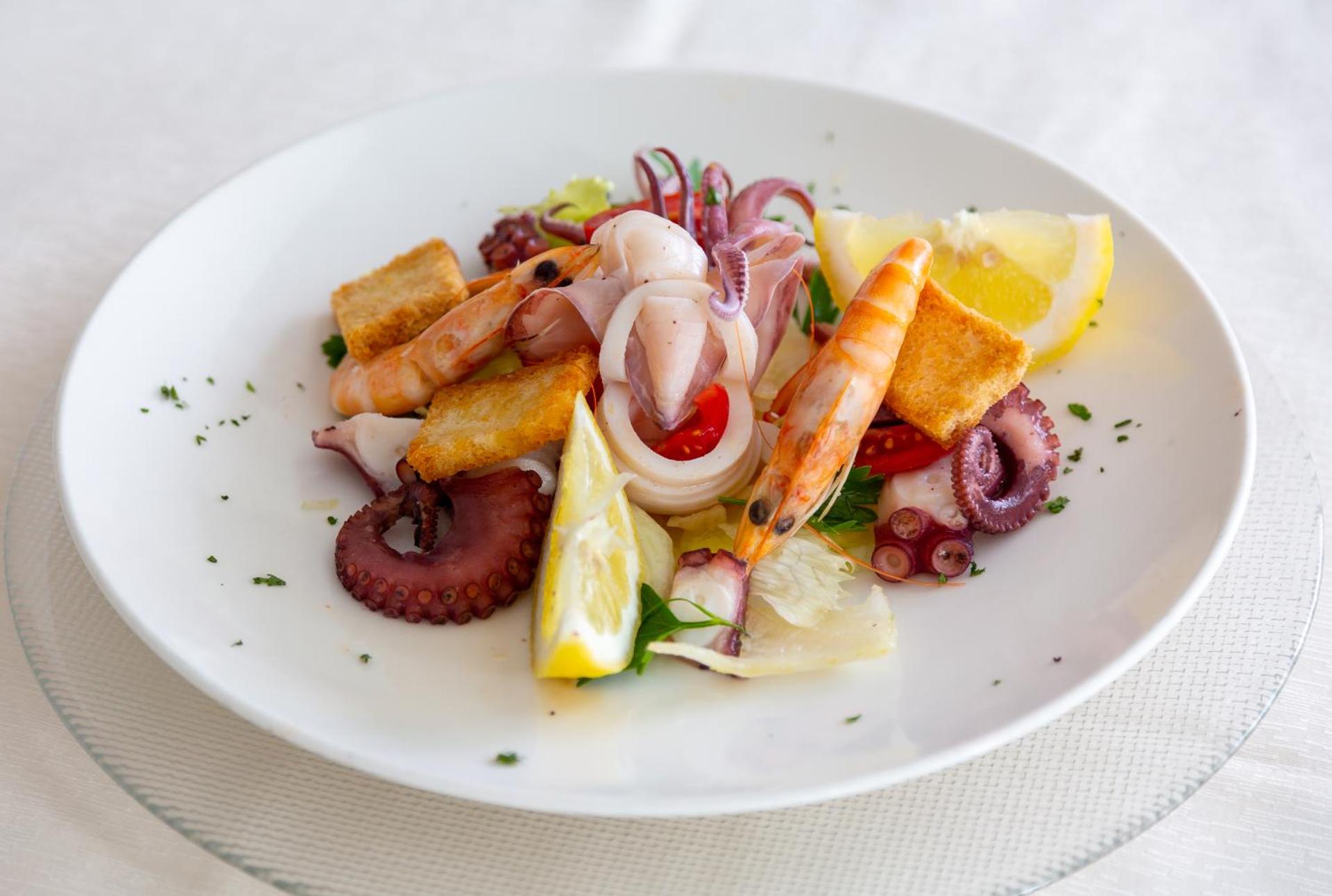 Hotel Poseidon - Photo 93