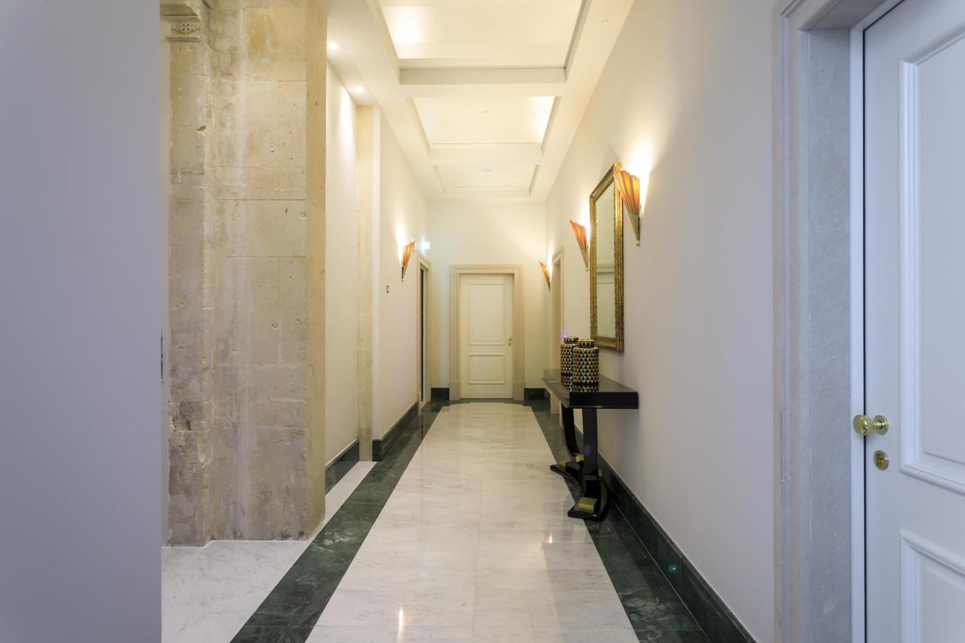 Grand Hotel Des Etrangers- The Leading Hotels of the World - Photo 2