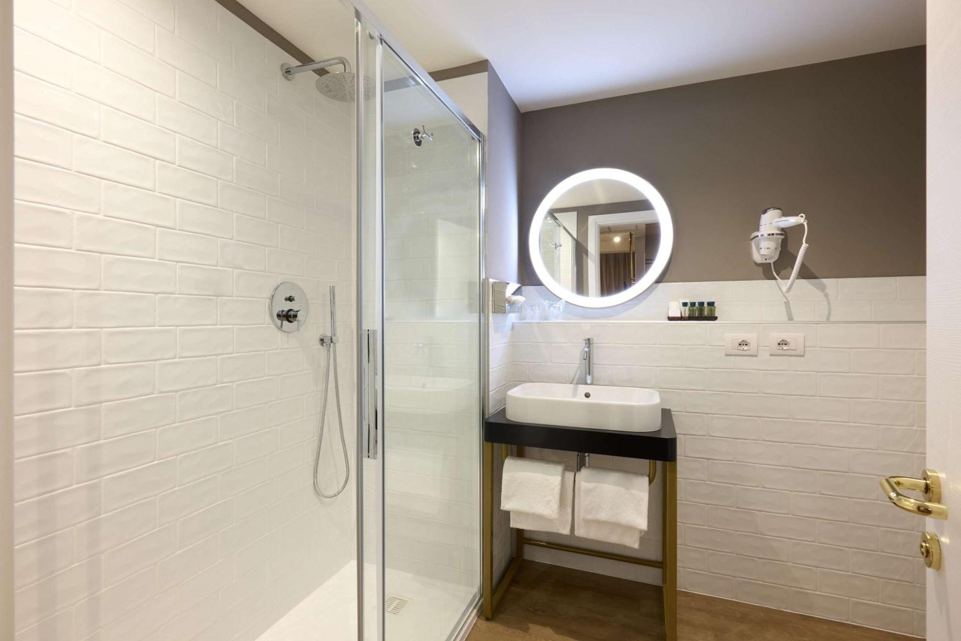 Best Western Hotel Tritone - Photo 61