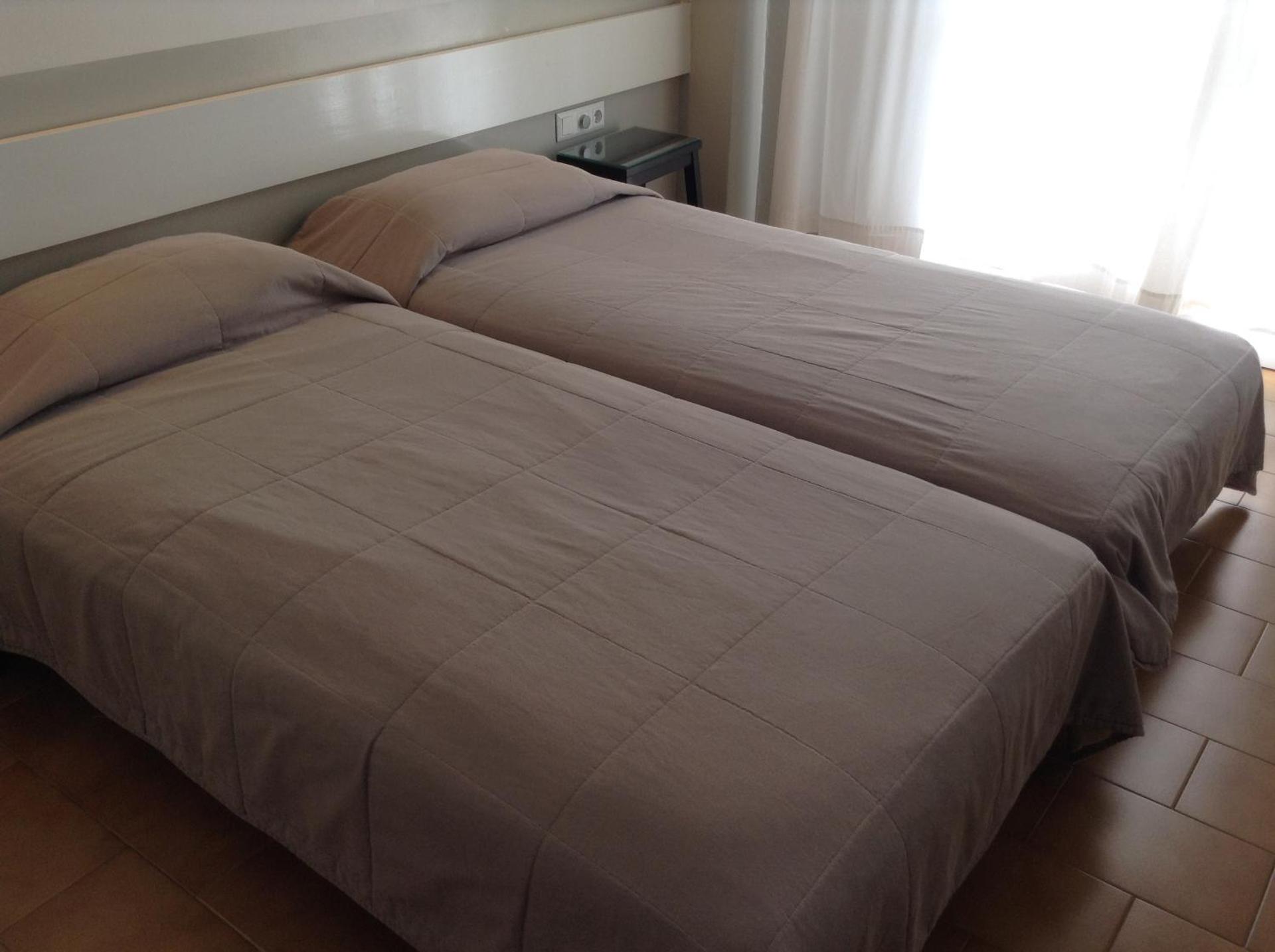 Kamari Beach Hotel - Photo 45