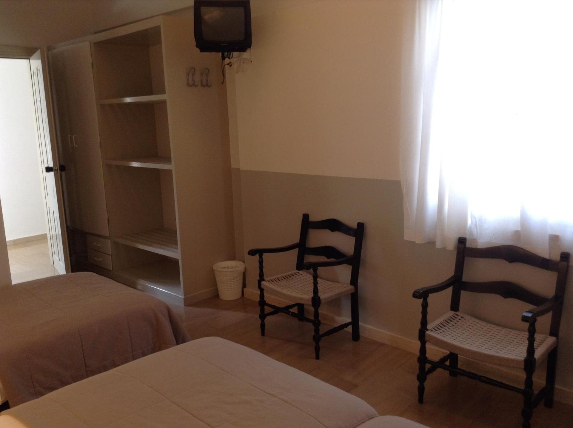 Kamari Beach Hotel - Photo 17