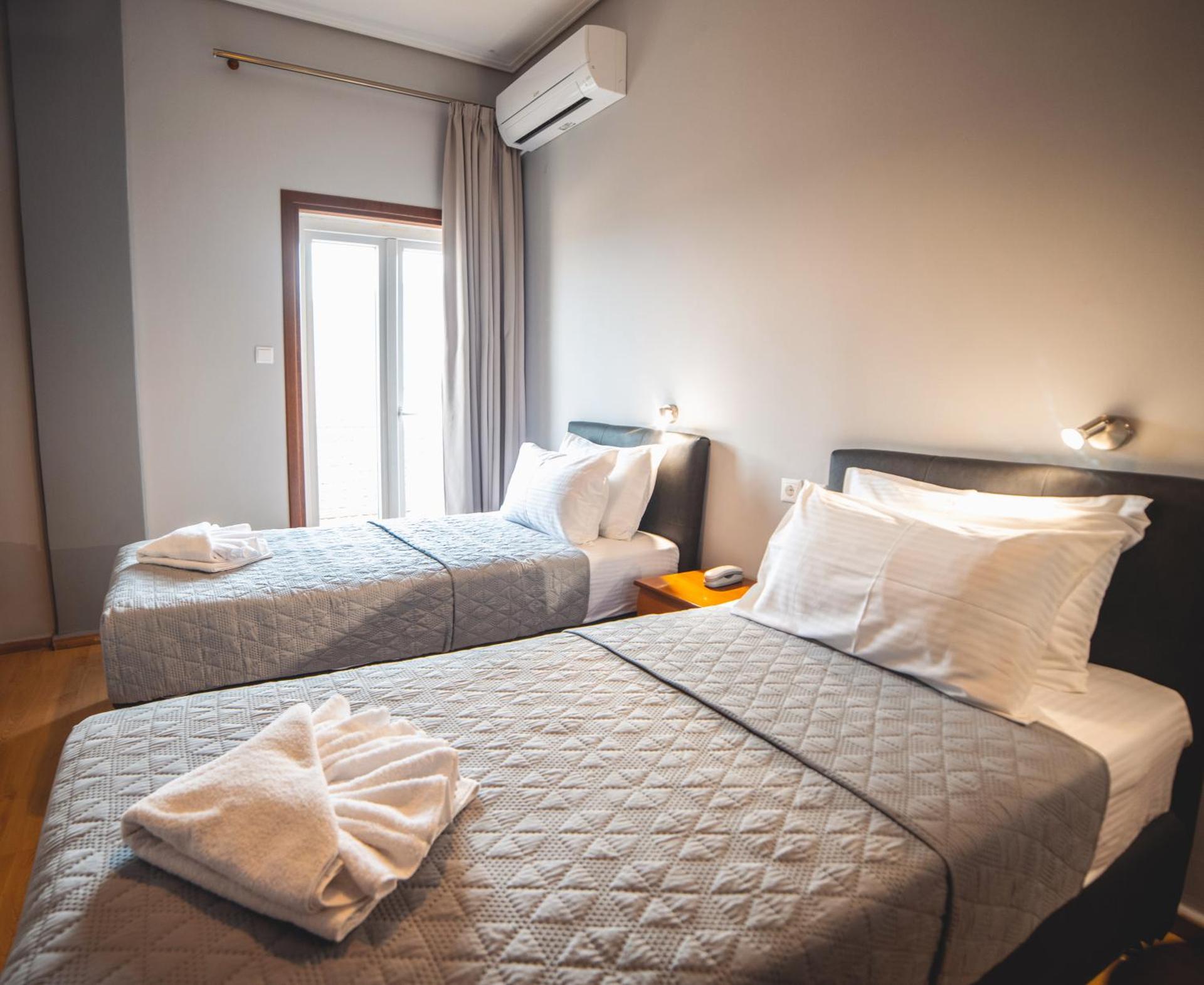 Hotel Galaxy - Photo 12