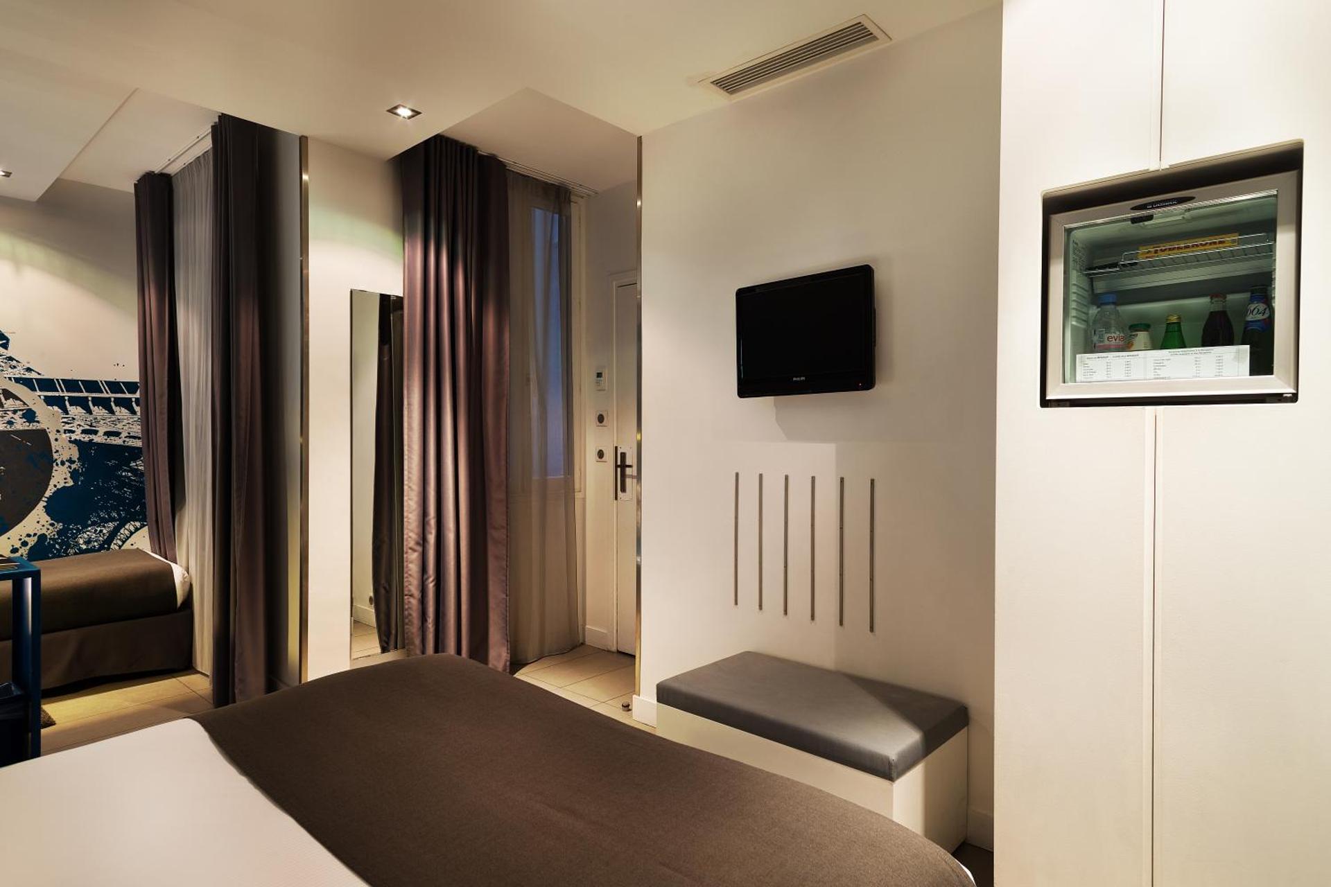 Arc de Triomphe Etoile - Photo 3