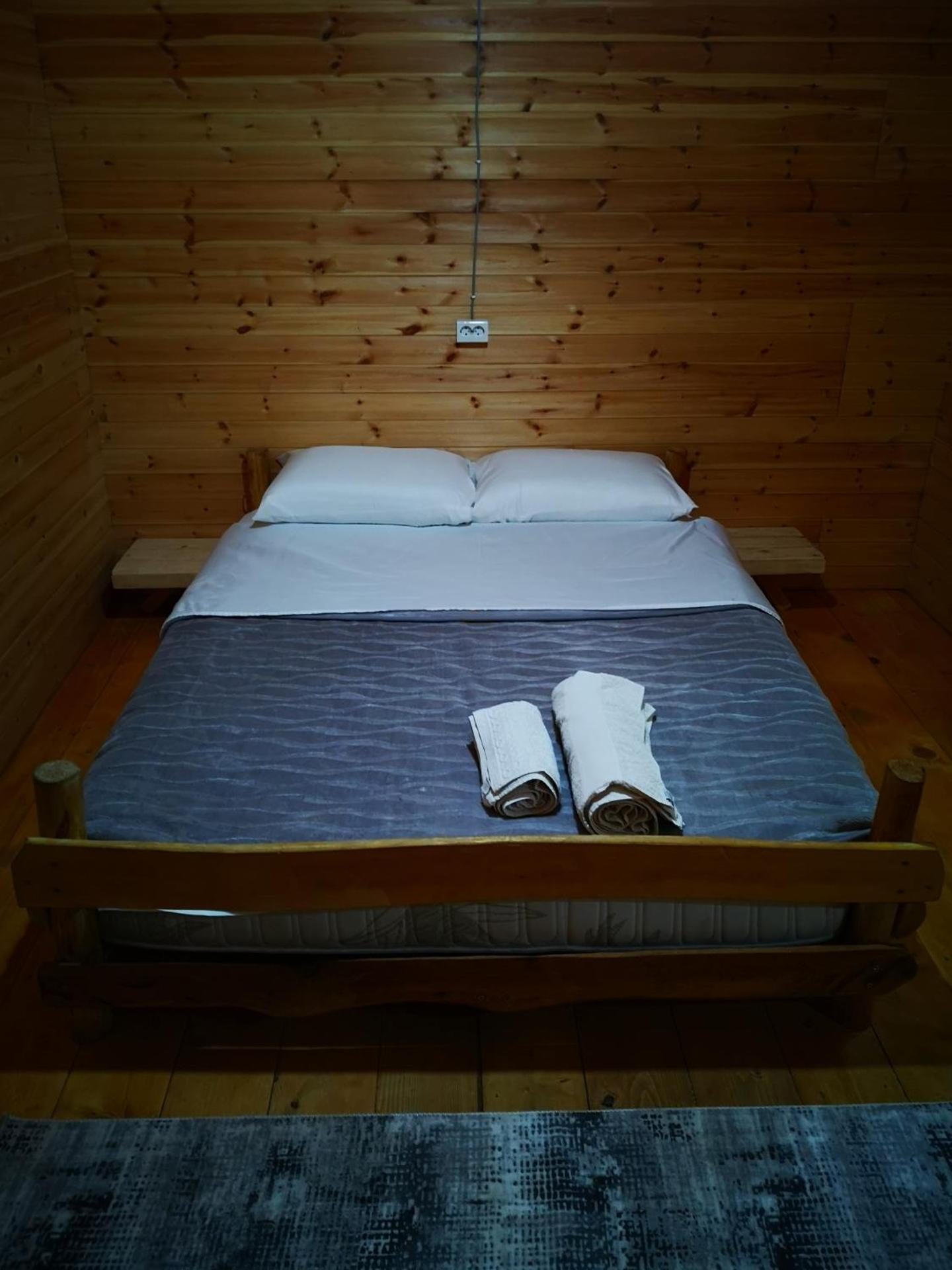 Riverside Komani Lake - Photo 27