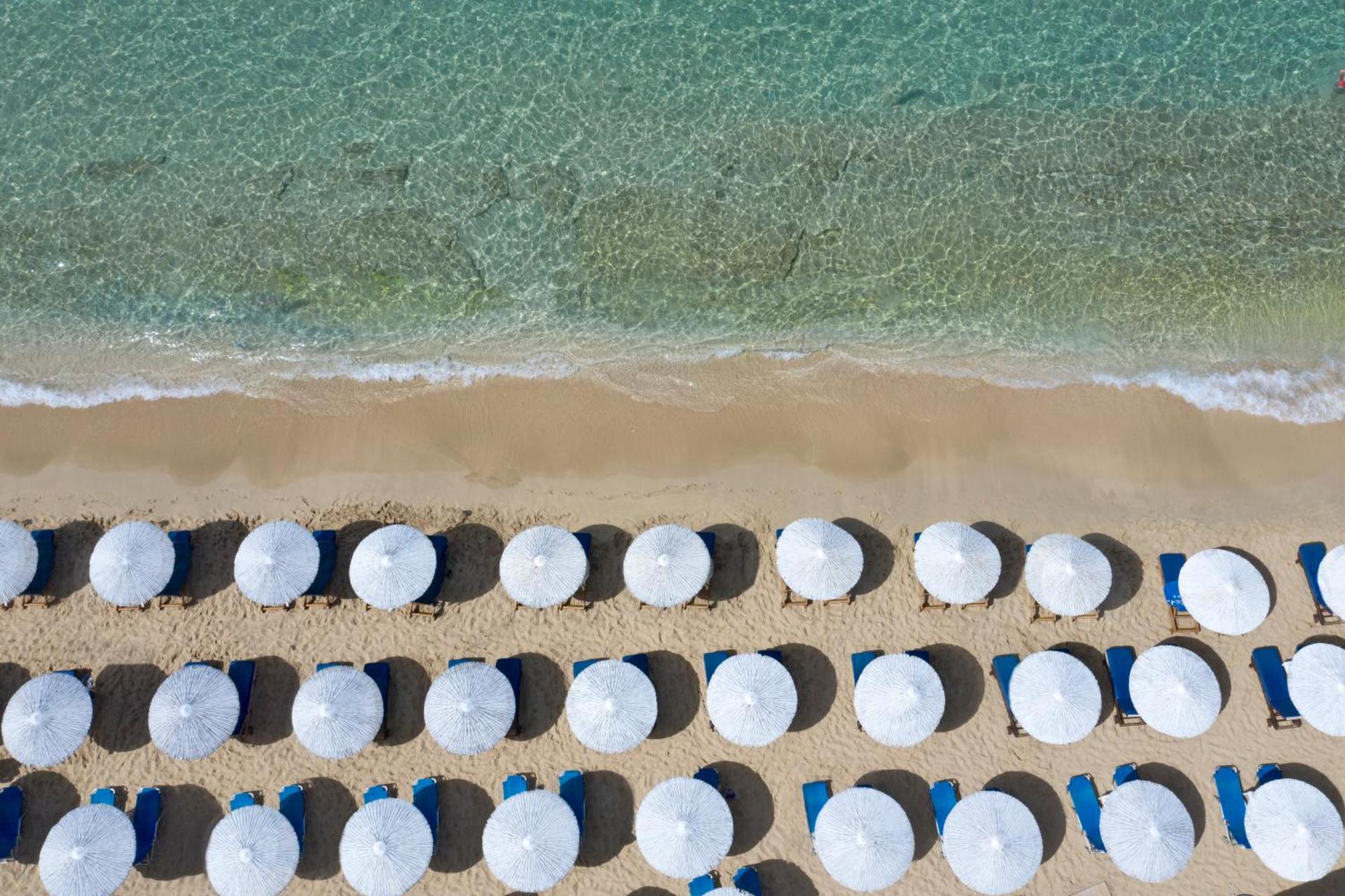 Avra Private Suites - Photo 167