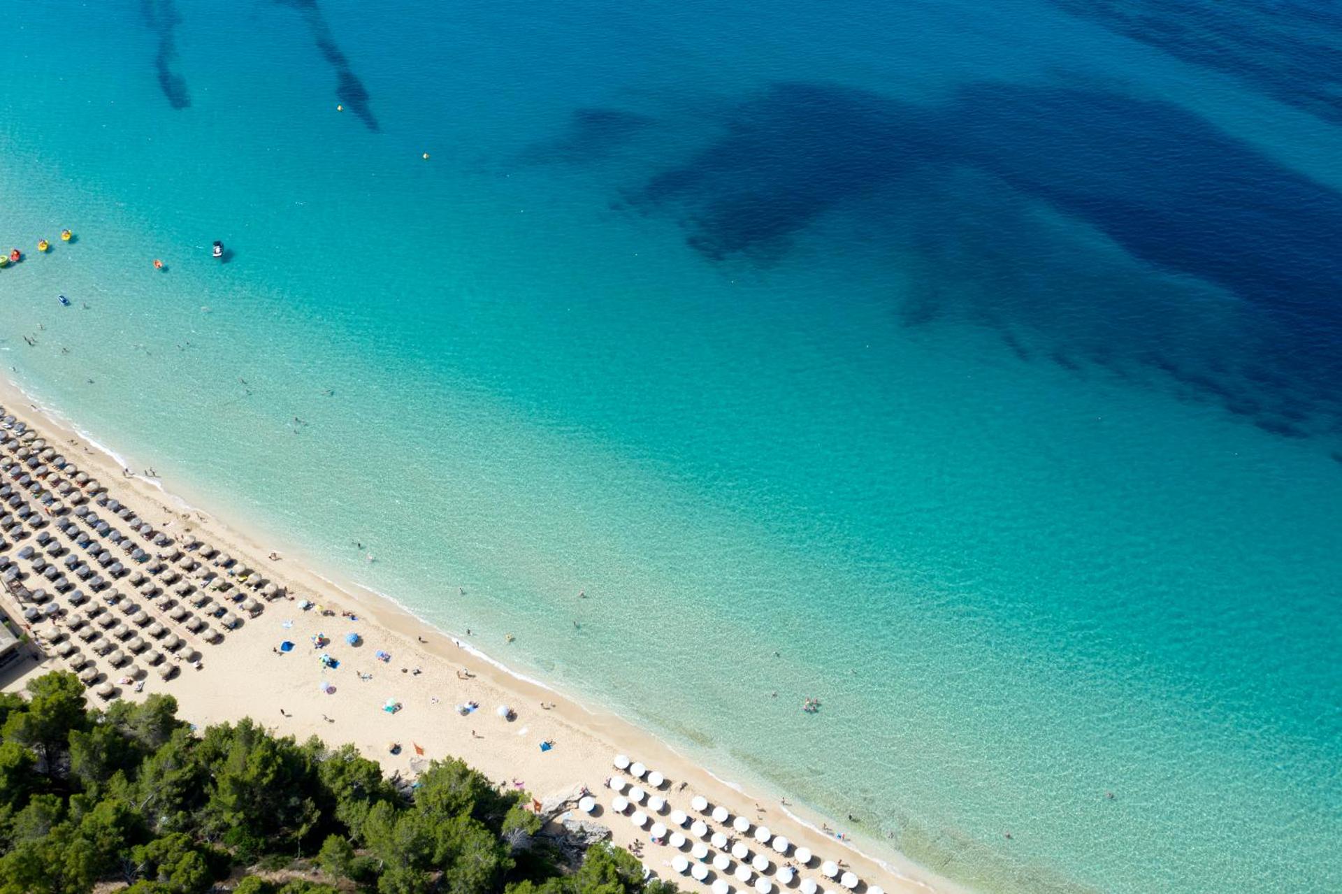 Avra Private Suites - Photo 109