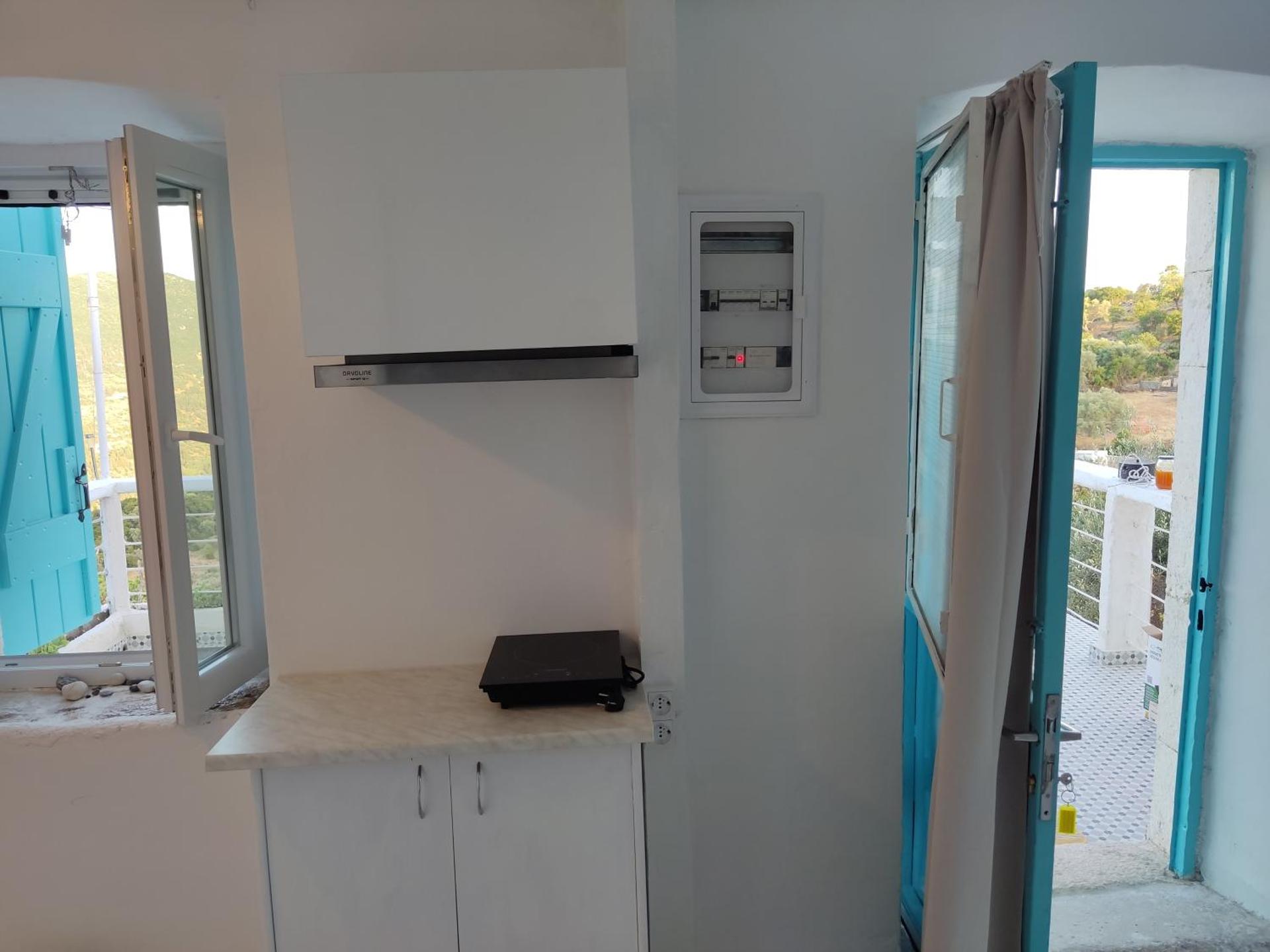 STATHIS GUESTHOUSE - Photo 3