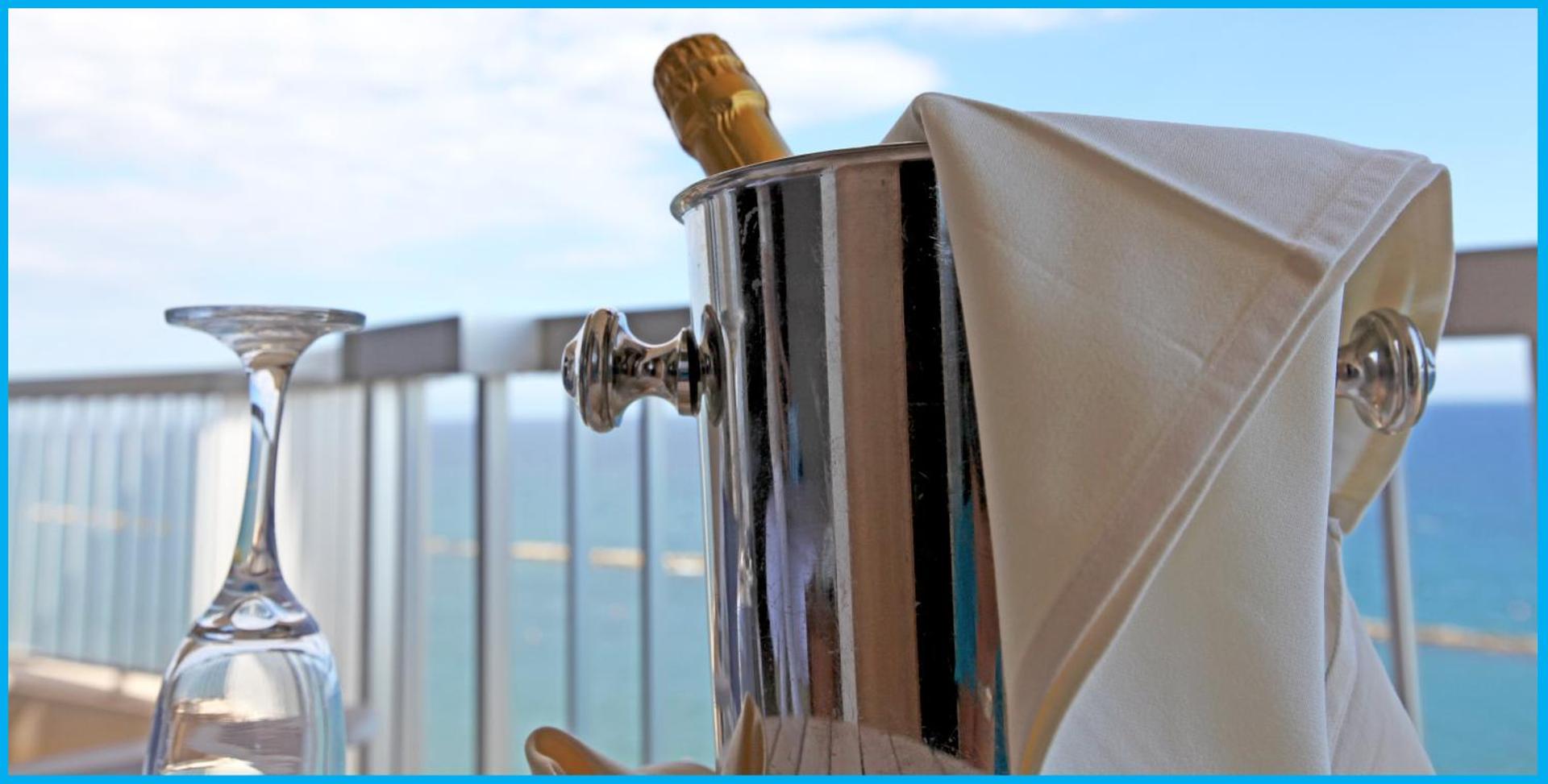 Poseidonia Beach Hotel - Photo 13