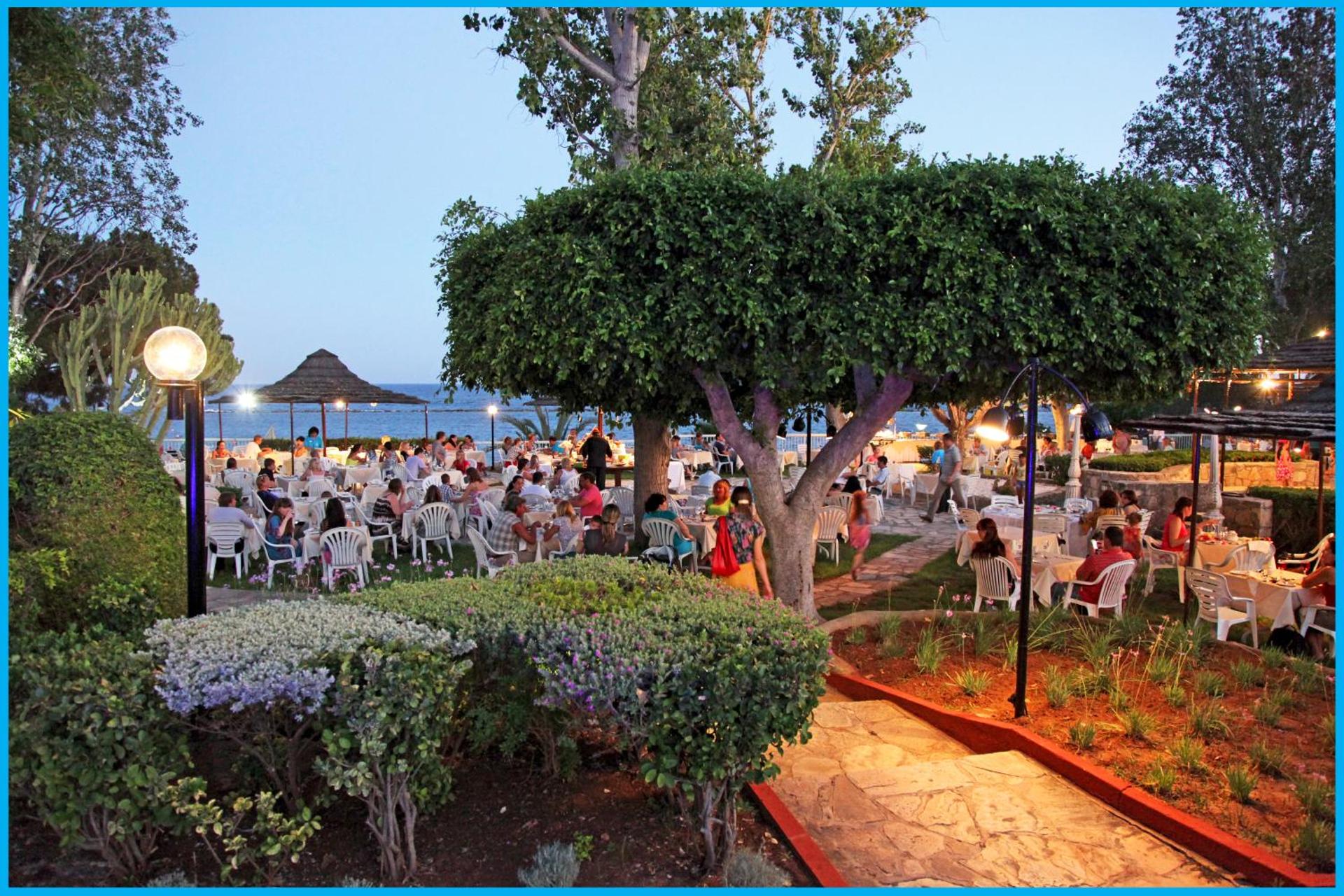 Poseidonia Beach Hotel - Photo 44