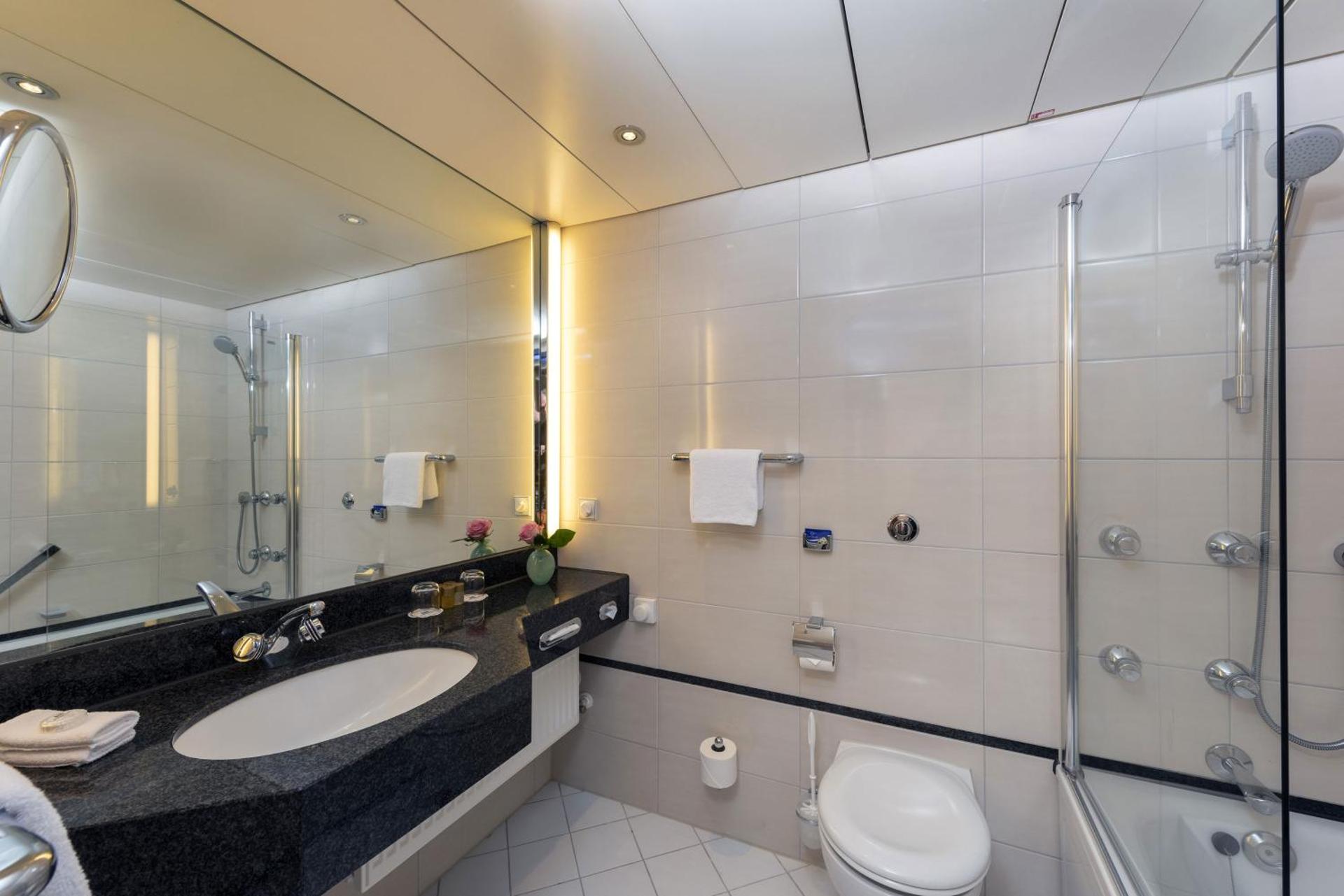 Maritim Hotel Frankfurt - Photo 6