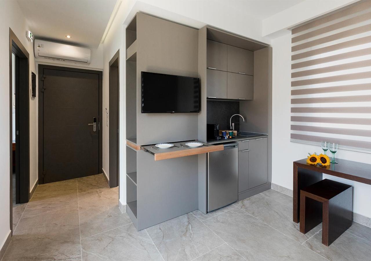 SUN RESIDENCE Exclusive Seaside Suites - Photo 4