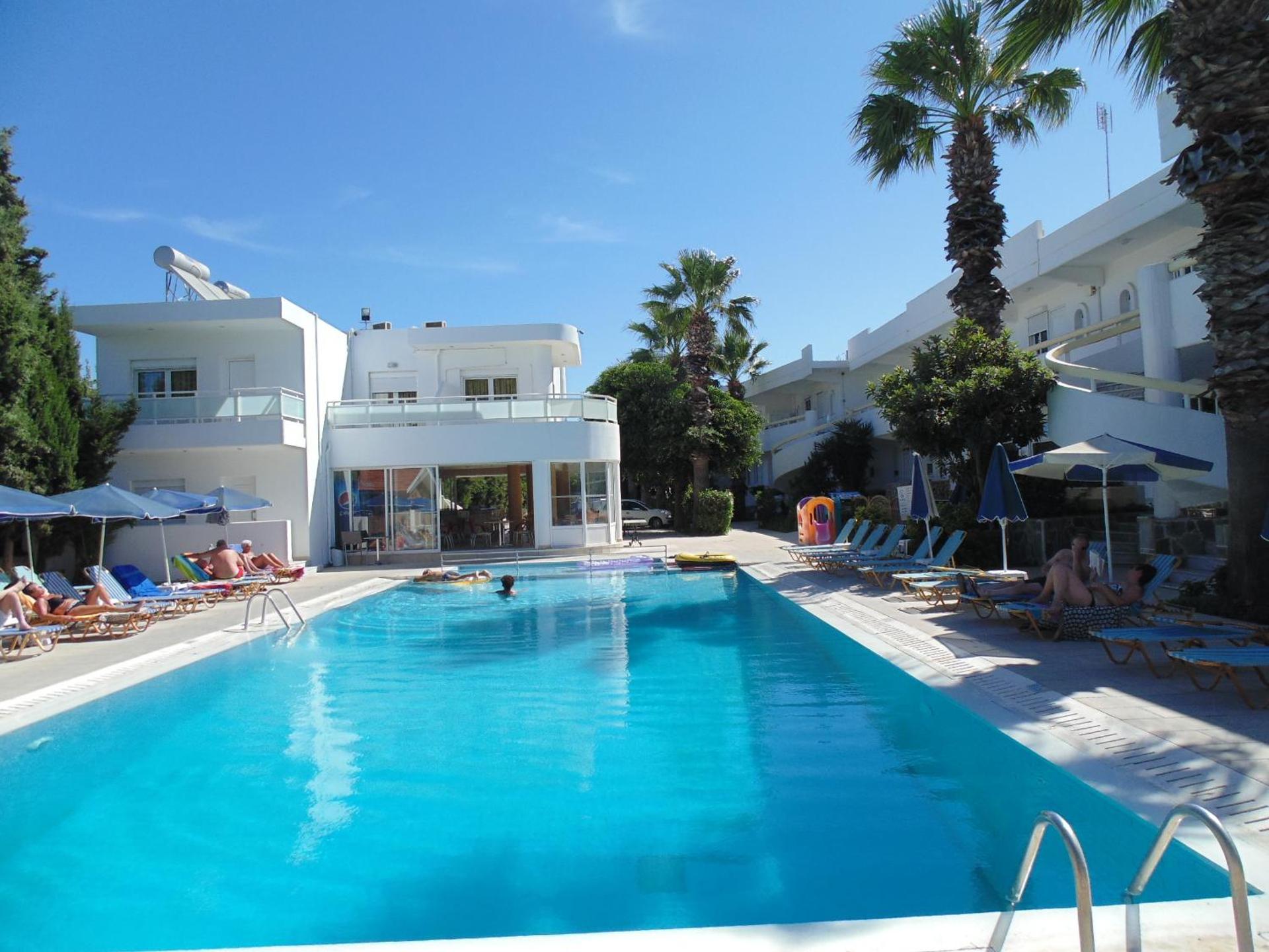 Paleos Hotel Apartments - Photo 37