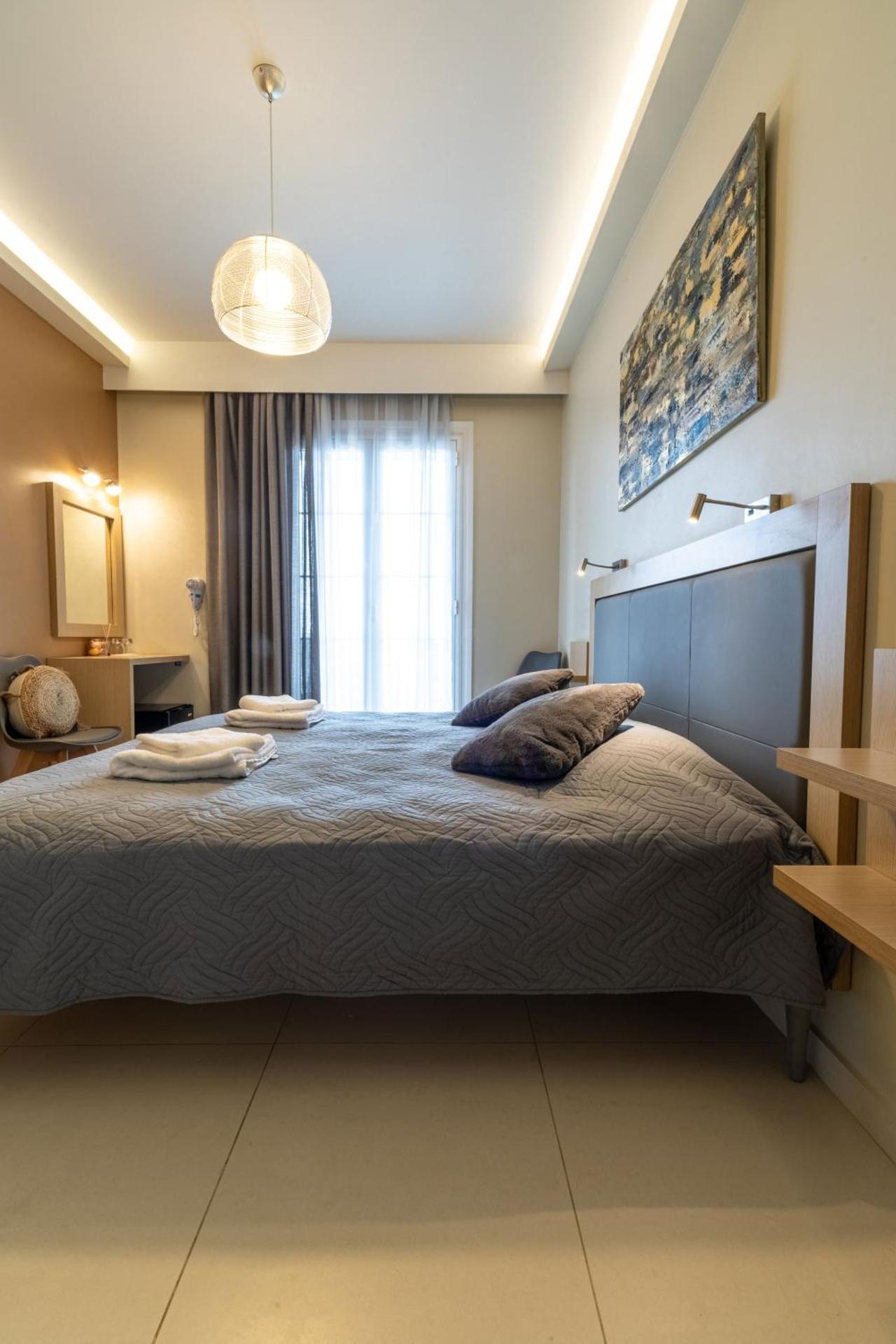 ANGELO Cafe Hotel - Photo 41
