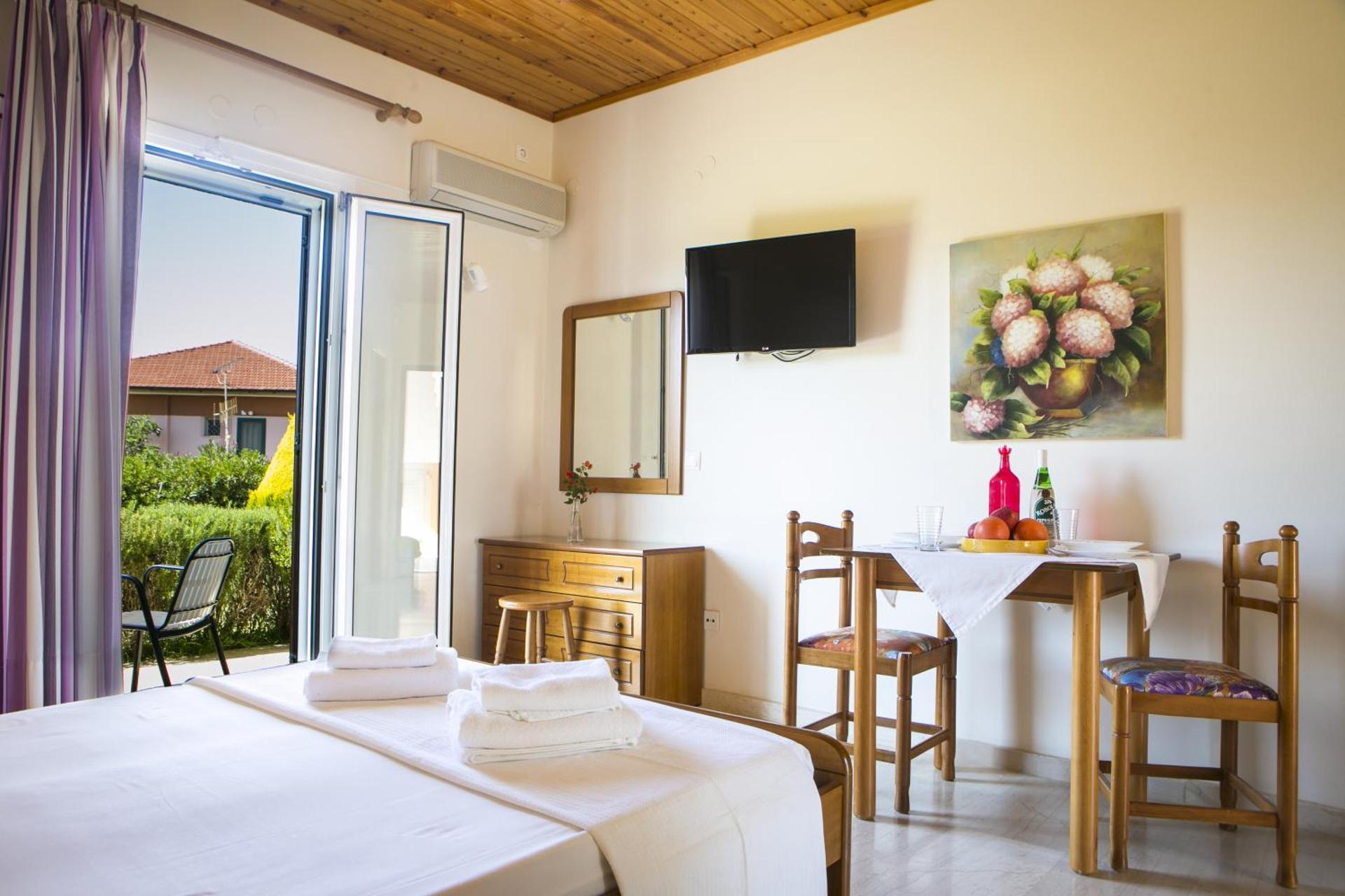 Mirtia Studios - Photo 13