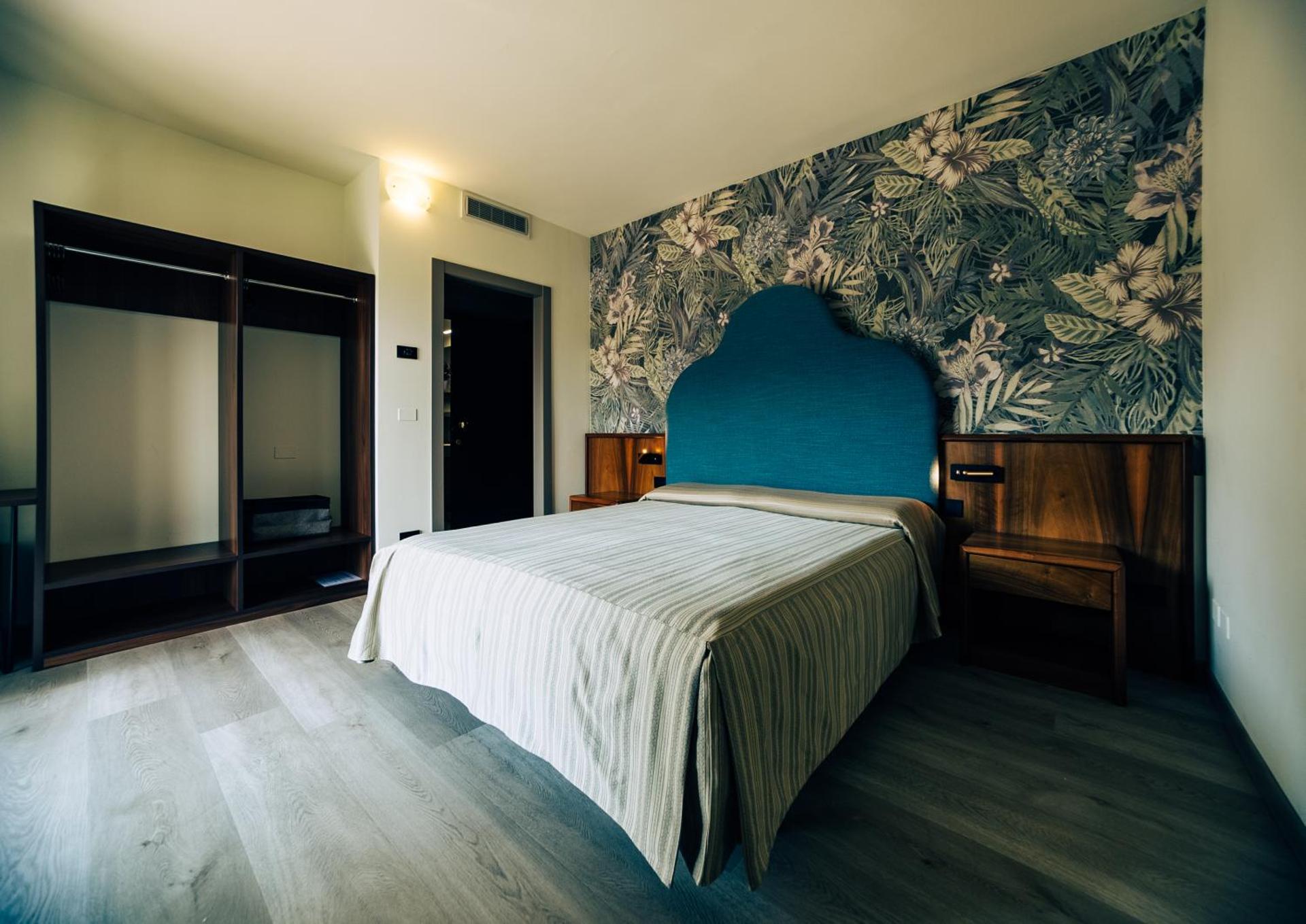 Continental Hotel - Photo 56