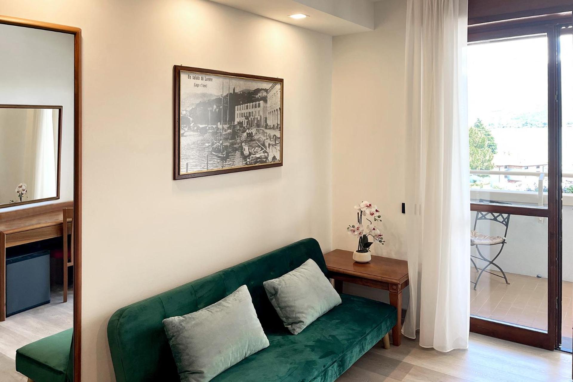 Continental Hotel - Photo 14
