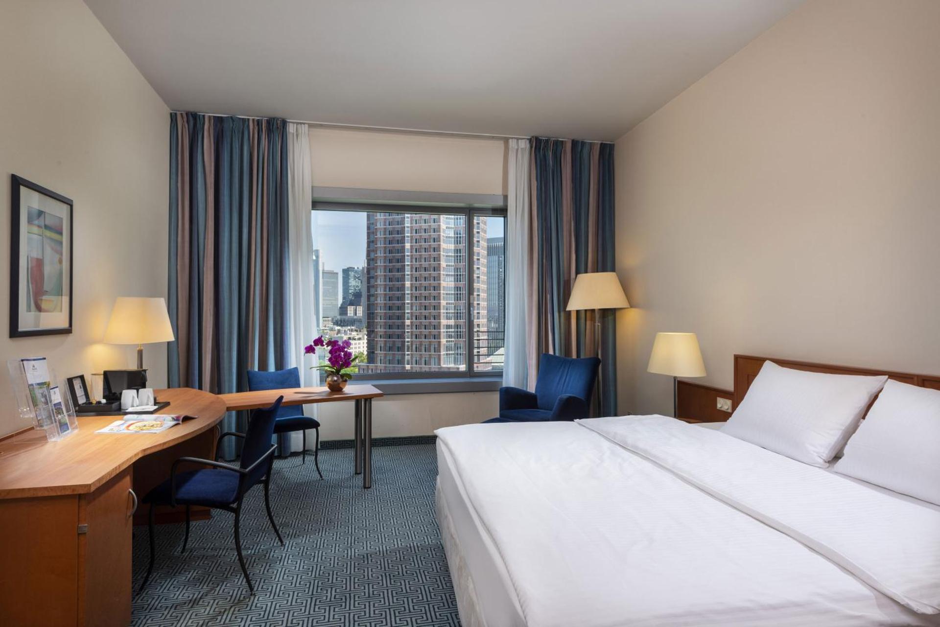 Maritim Hotel Frankfurt - Photo 7
