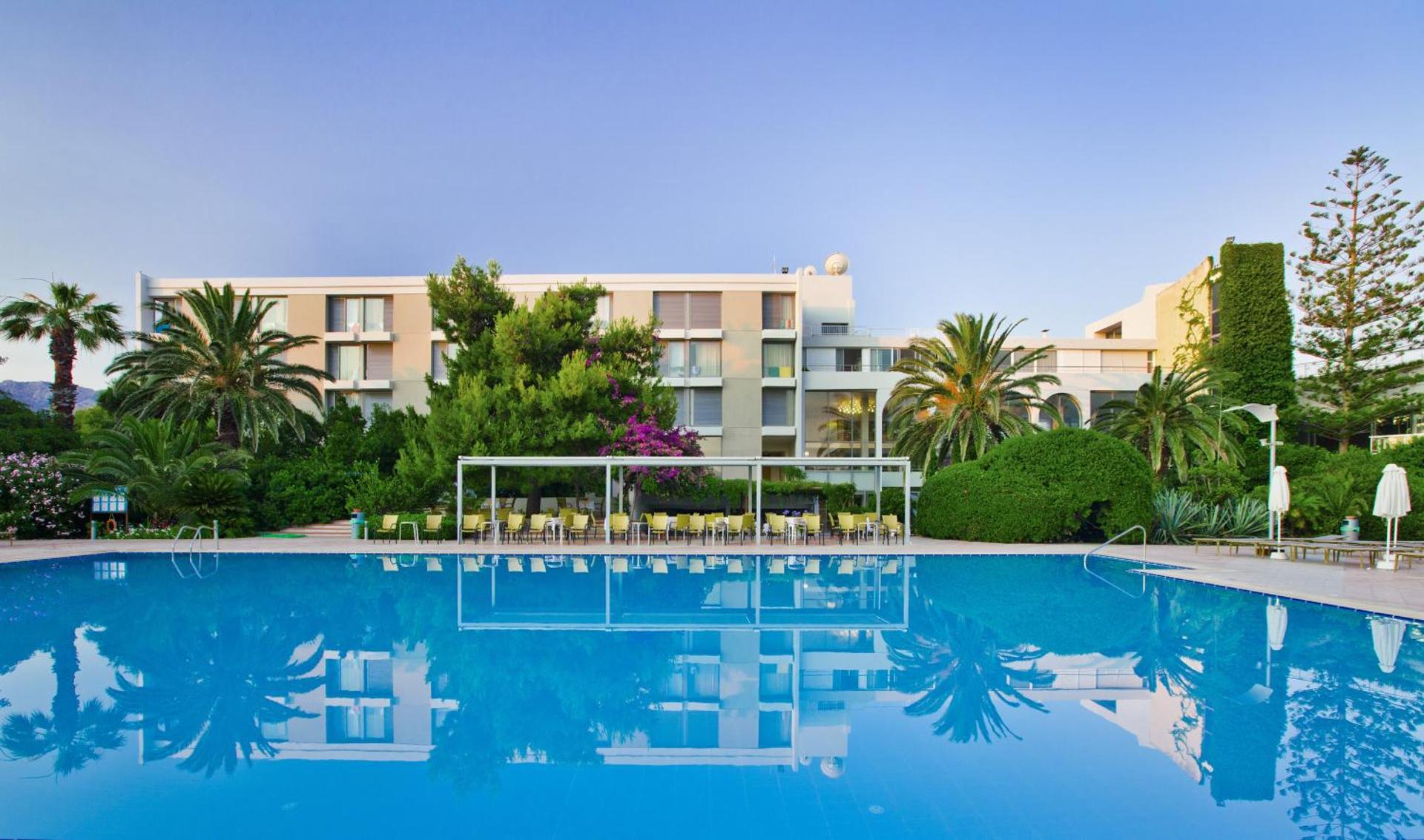 Caravia Beach Hotel - Photo 39