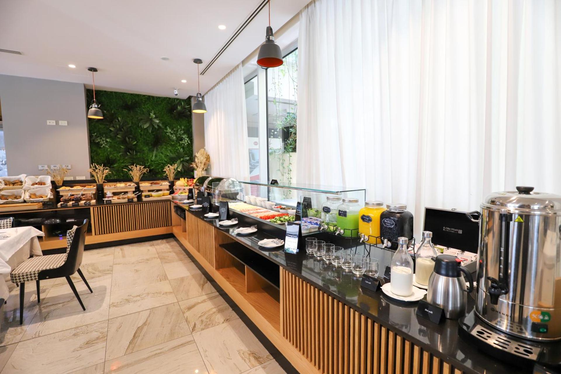 Best Western Premier Ark Hotel - Photo 169