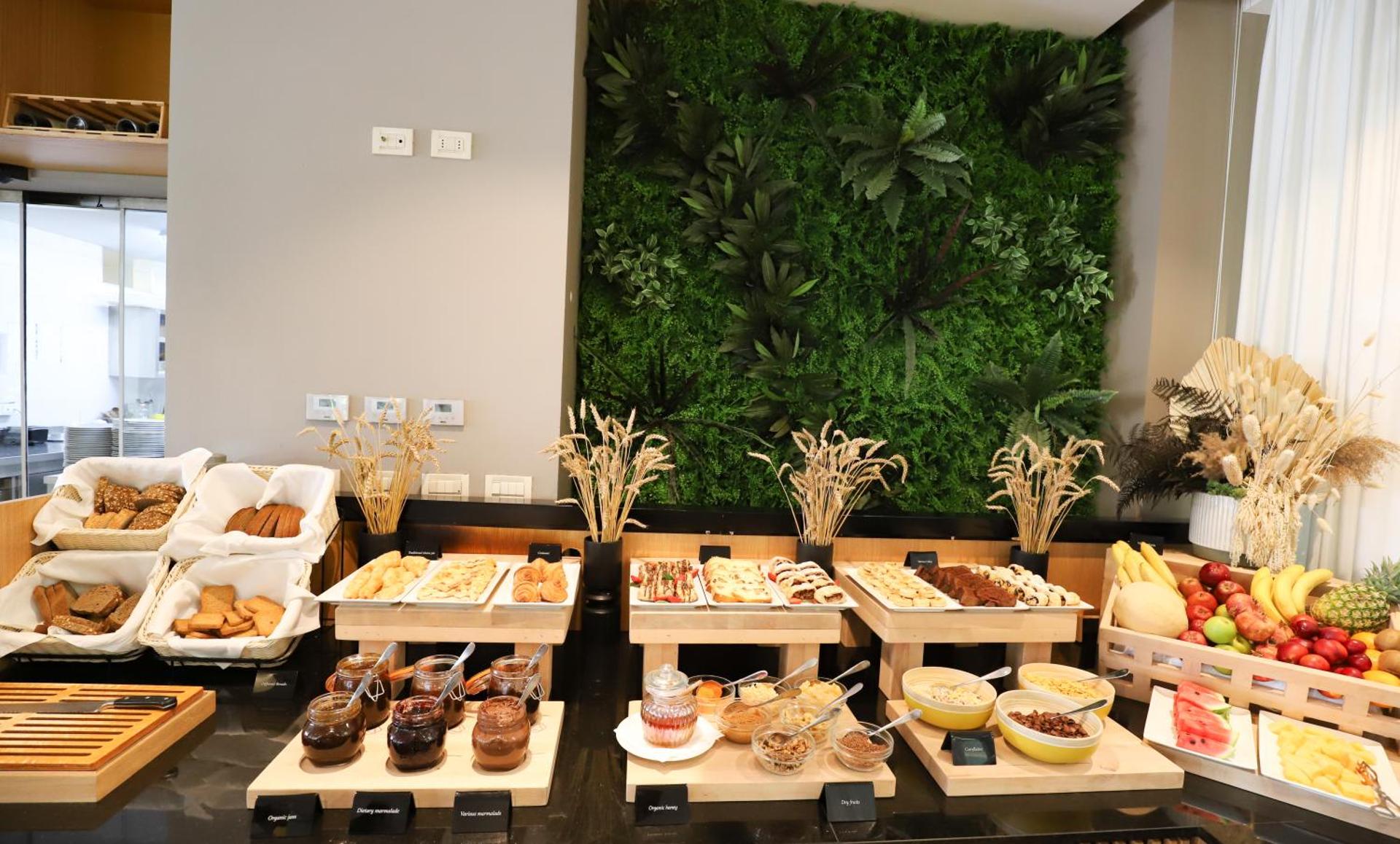 Best Western Premier Ark Hotel - Photo 170