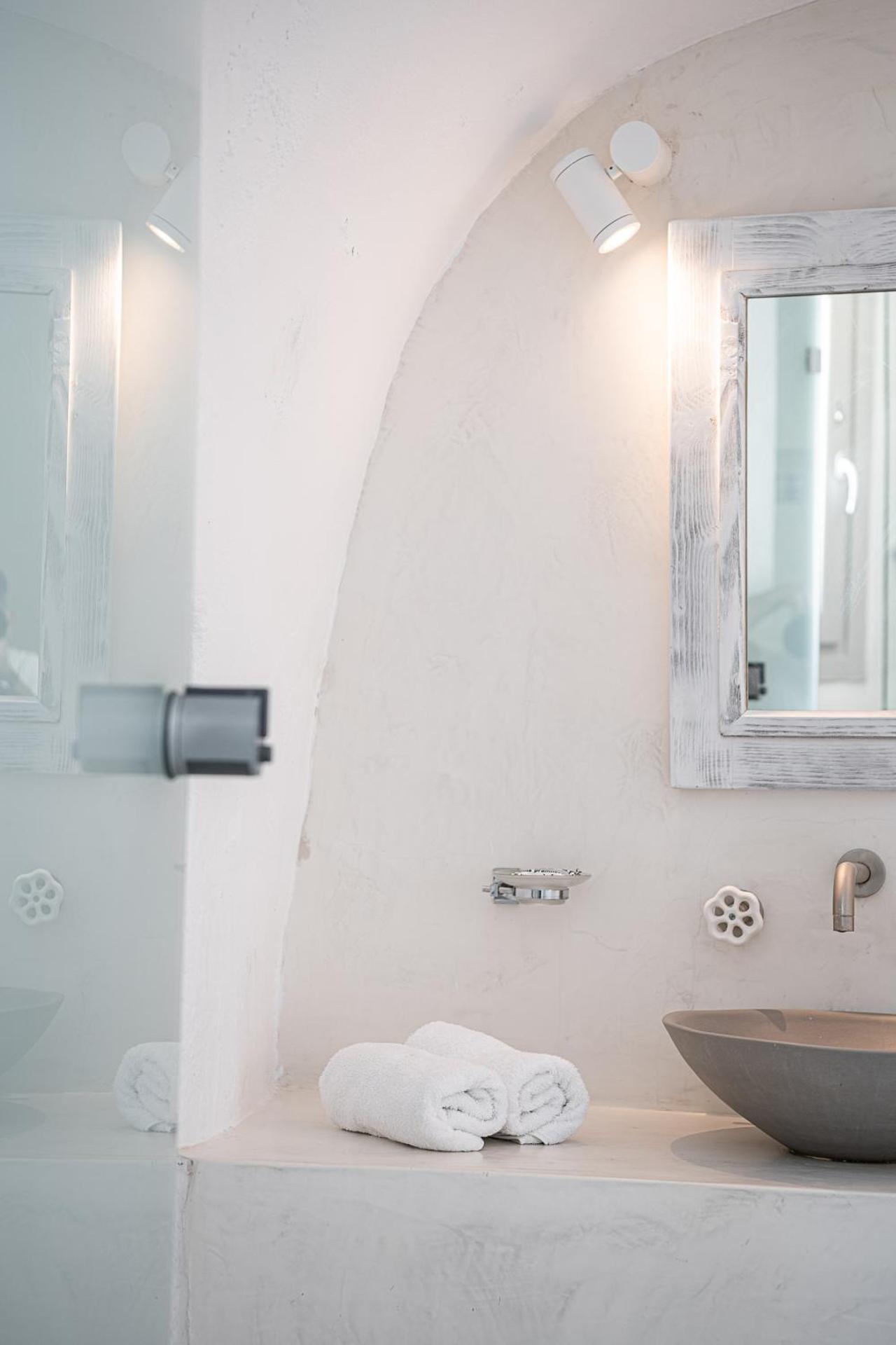 On The Rocks - Small Luxury Hotels of the World - Photo 65