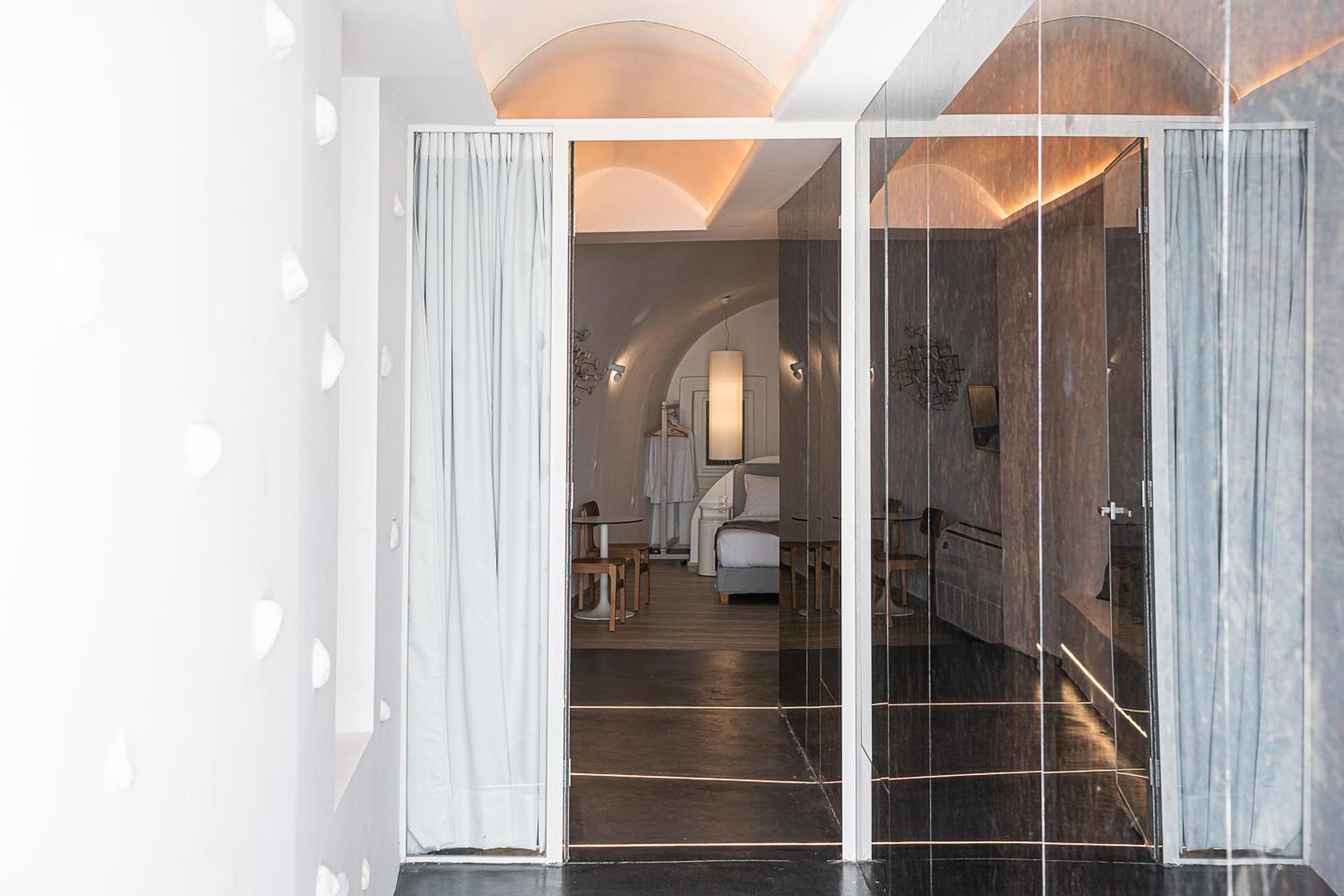 On The Rocks - Small Luxury Hotels of the World - Photo 97