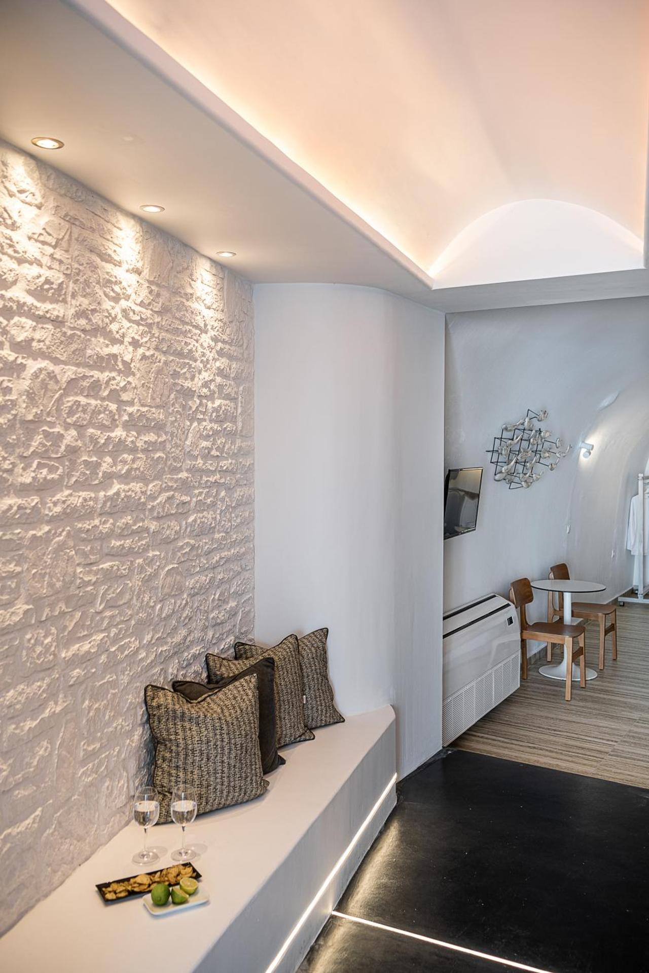 On The Rocks - Small Luxury Hotels of the World - Photo 98