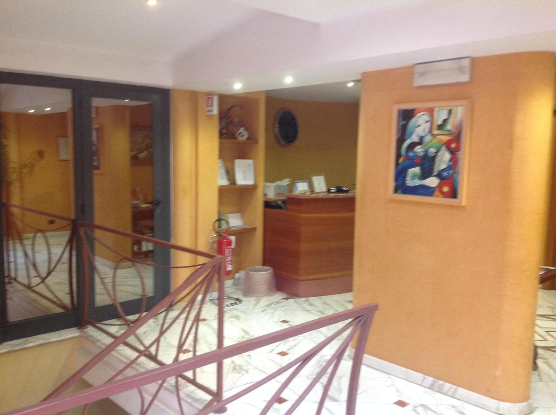 Hotel Dimora Adriana - Photo 8