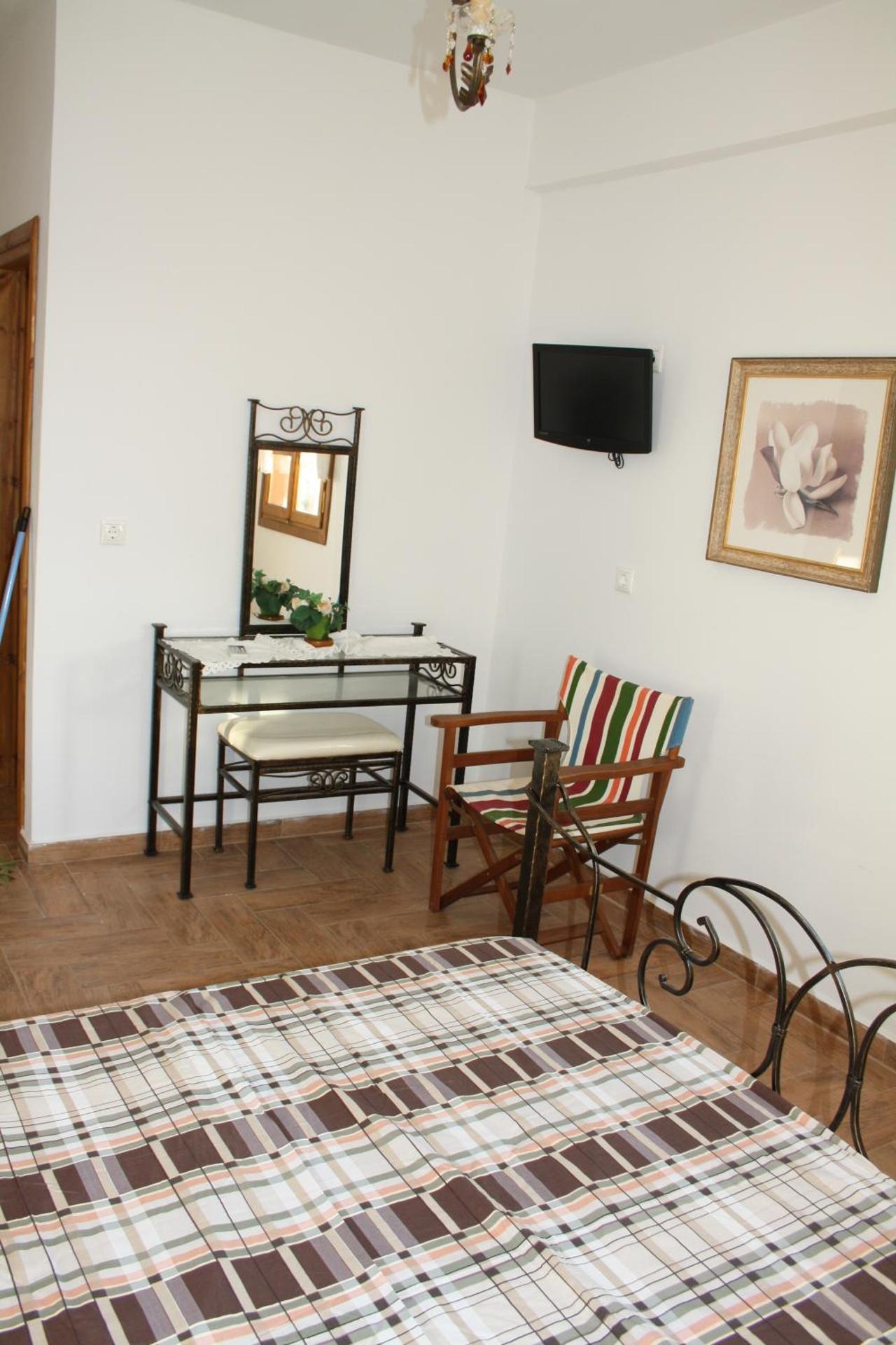 Amorani Studios - Photo 42