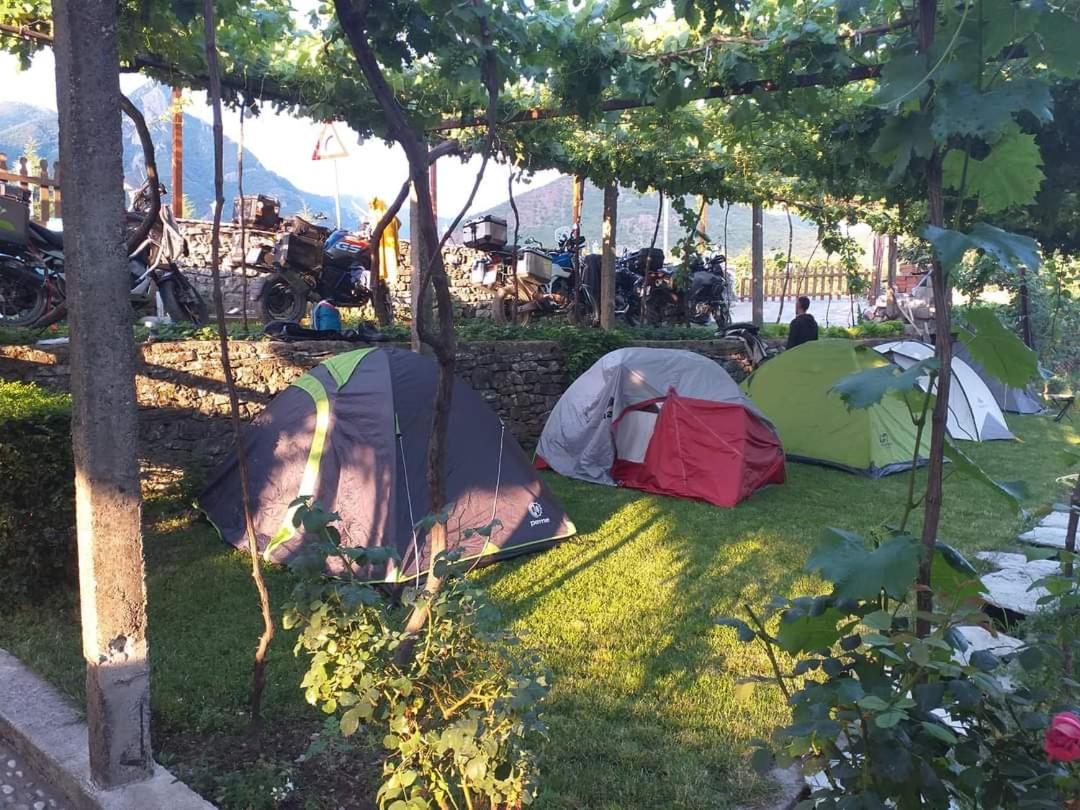 Kulla e Vjeter (Bar Restaurant, Guesthouse, Parking and Camping) - Photo 18