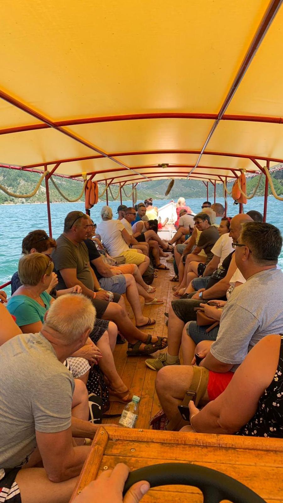 Kulla e Vjeter (Bar Restaurant, Guesthouse, Parking and Camping) - Photo 16