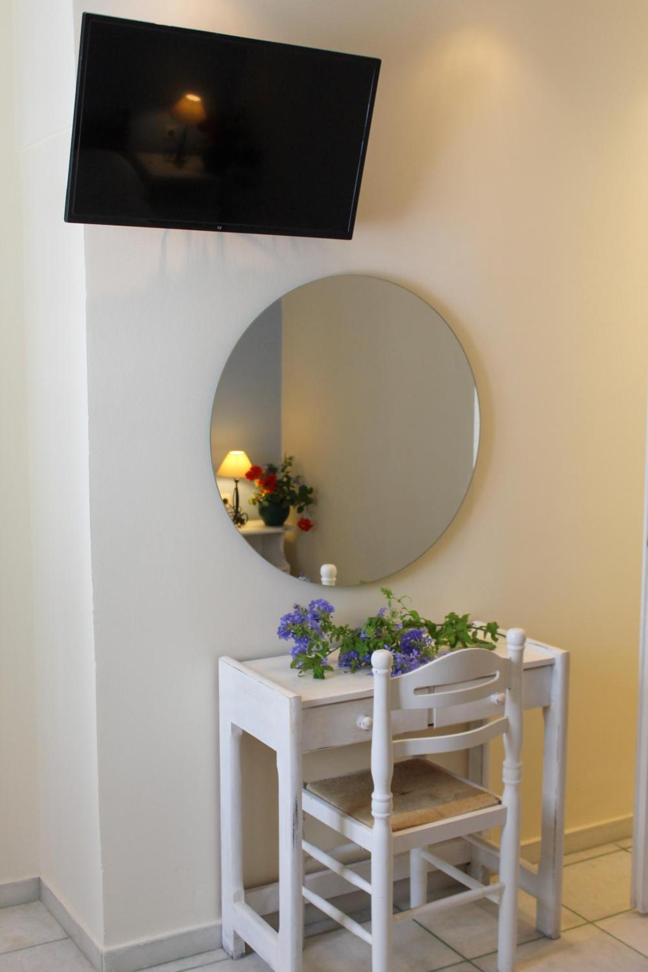 Sea View Studios & Apartments - Photo 15