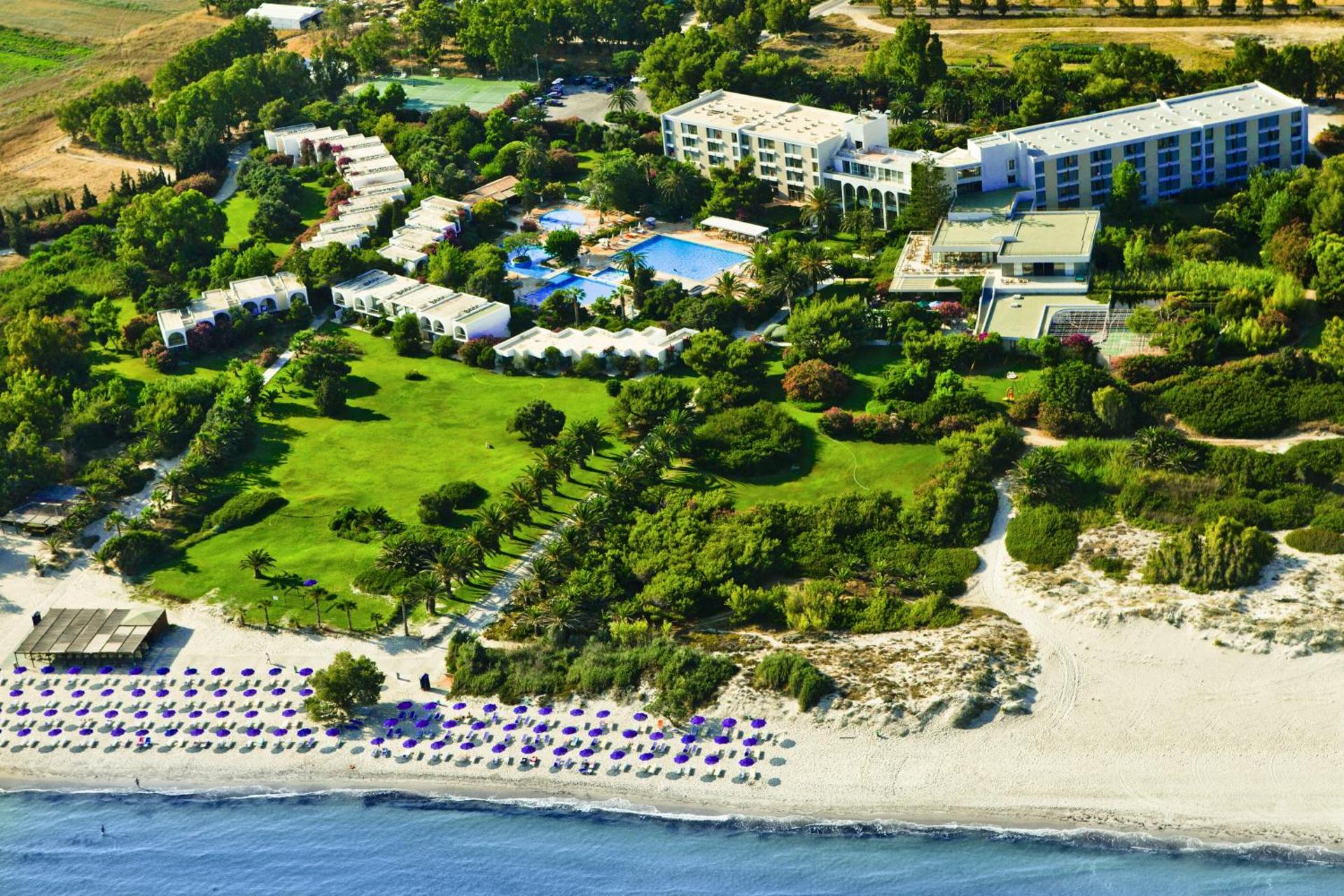 Caravia Beach Hotel - Photo 78
