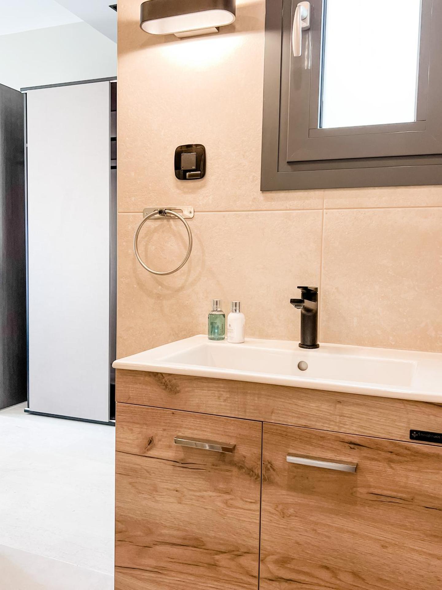 Royalty Suites Psyrri - Photo 11