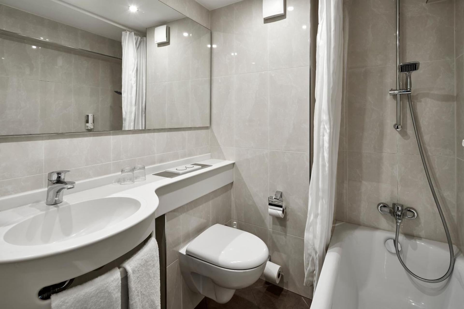 Hotel Kraft - Photo 36