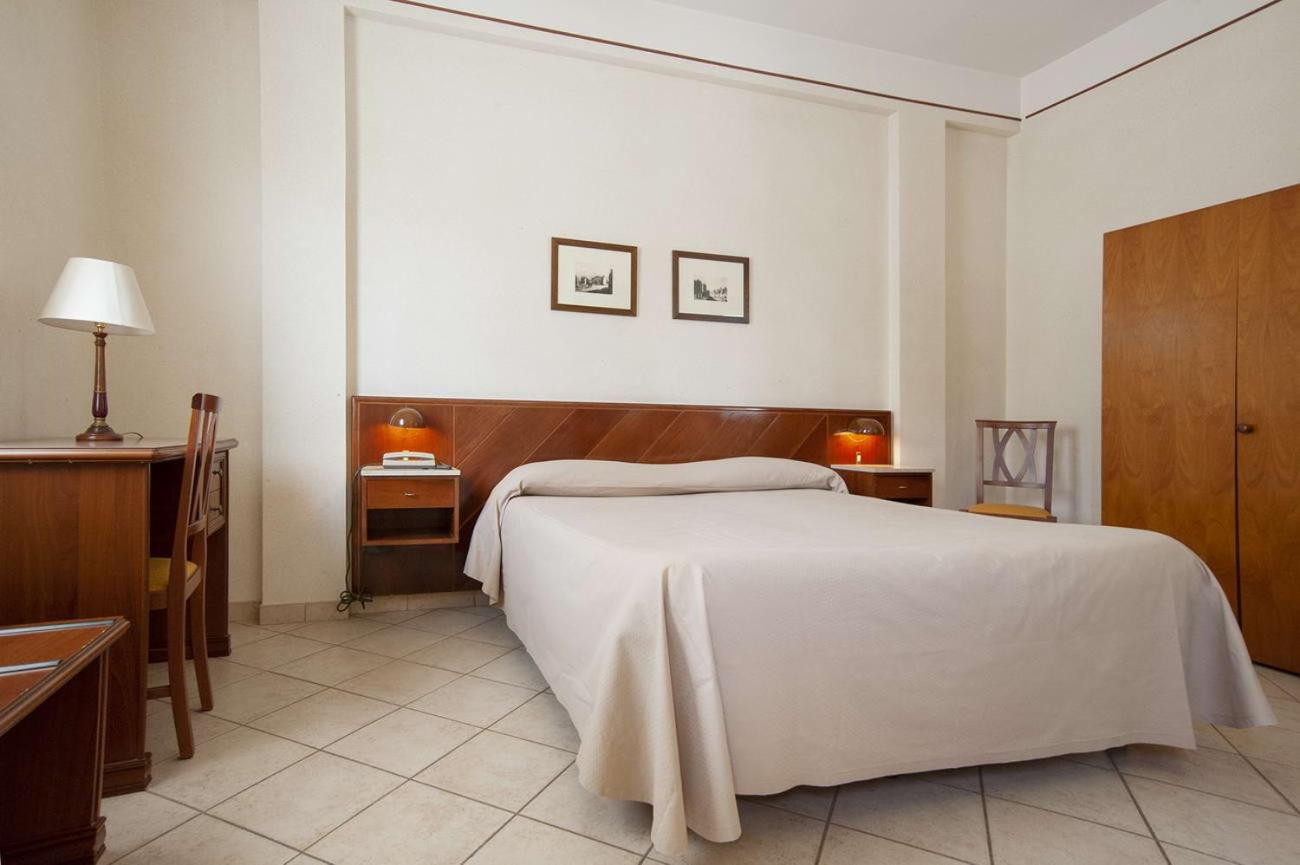 Villa Dei Misteri - Photo 8