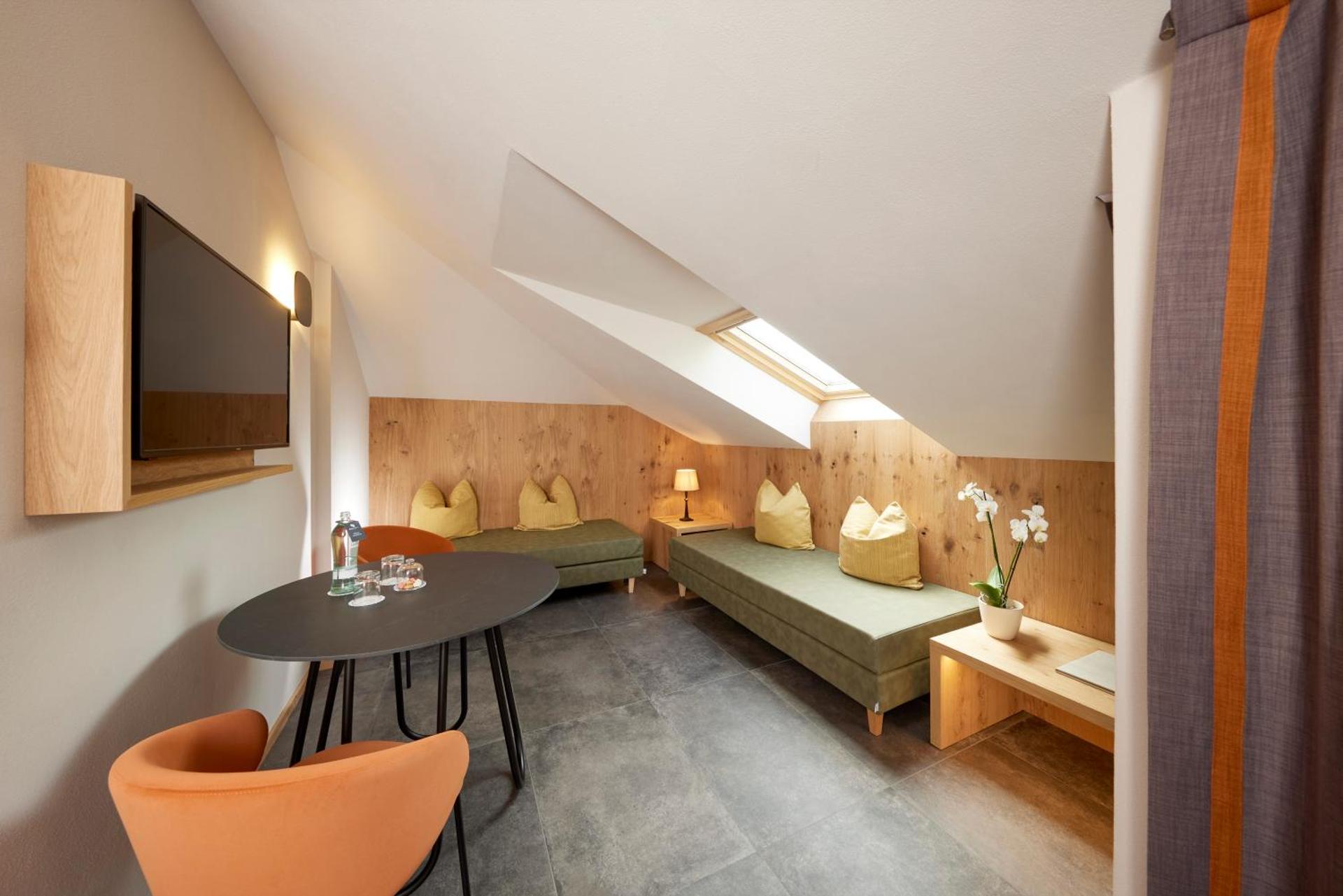 Hotel Rezia - Photo 60