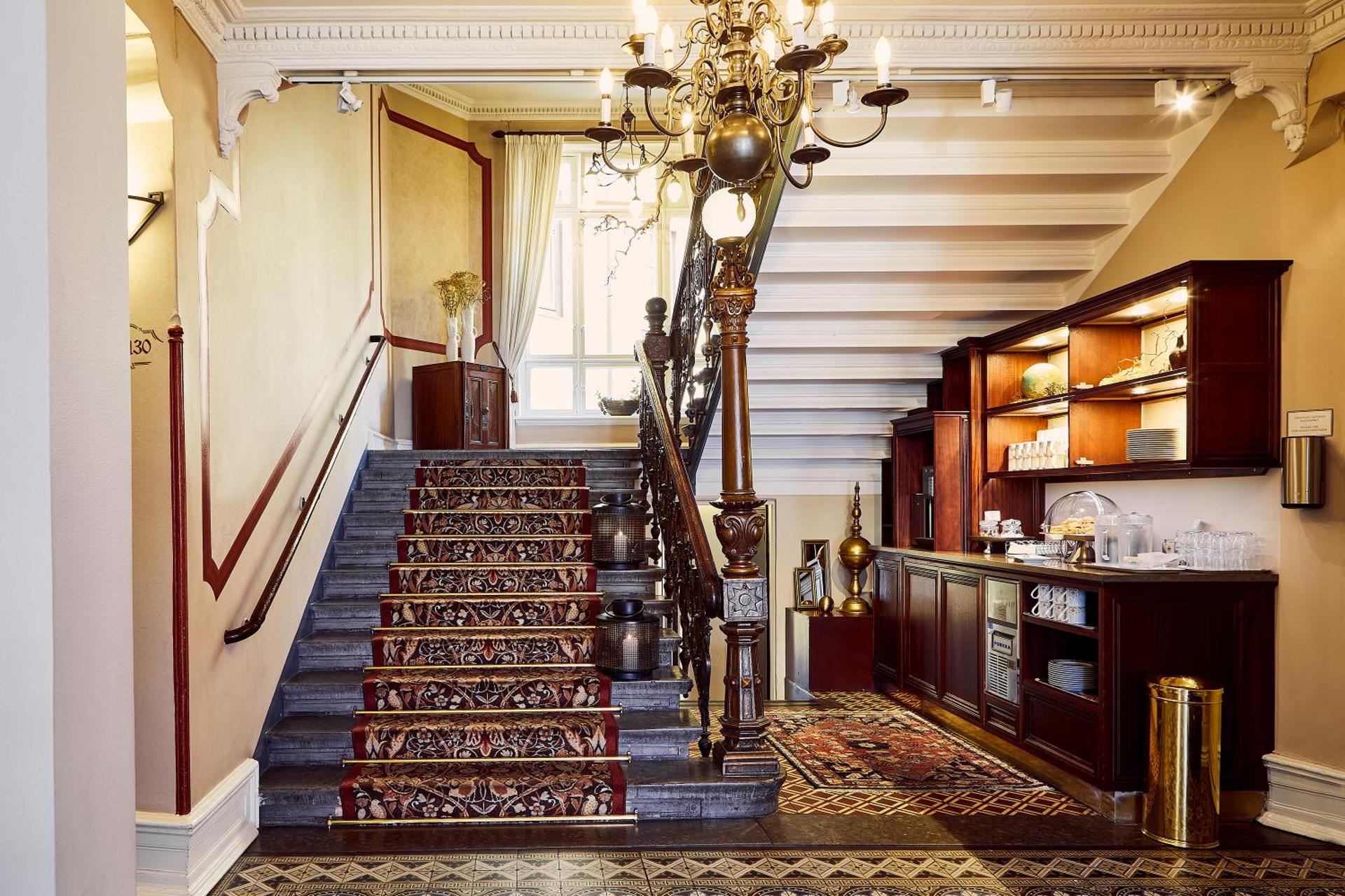 Hotel Royal - Photo 6